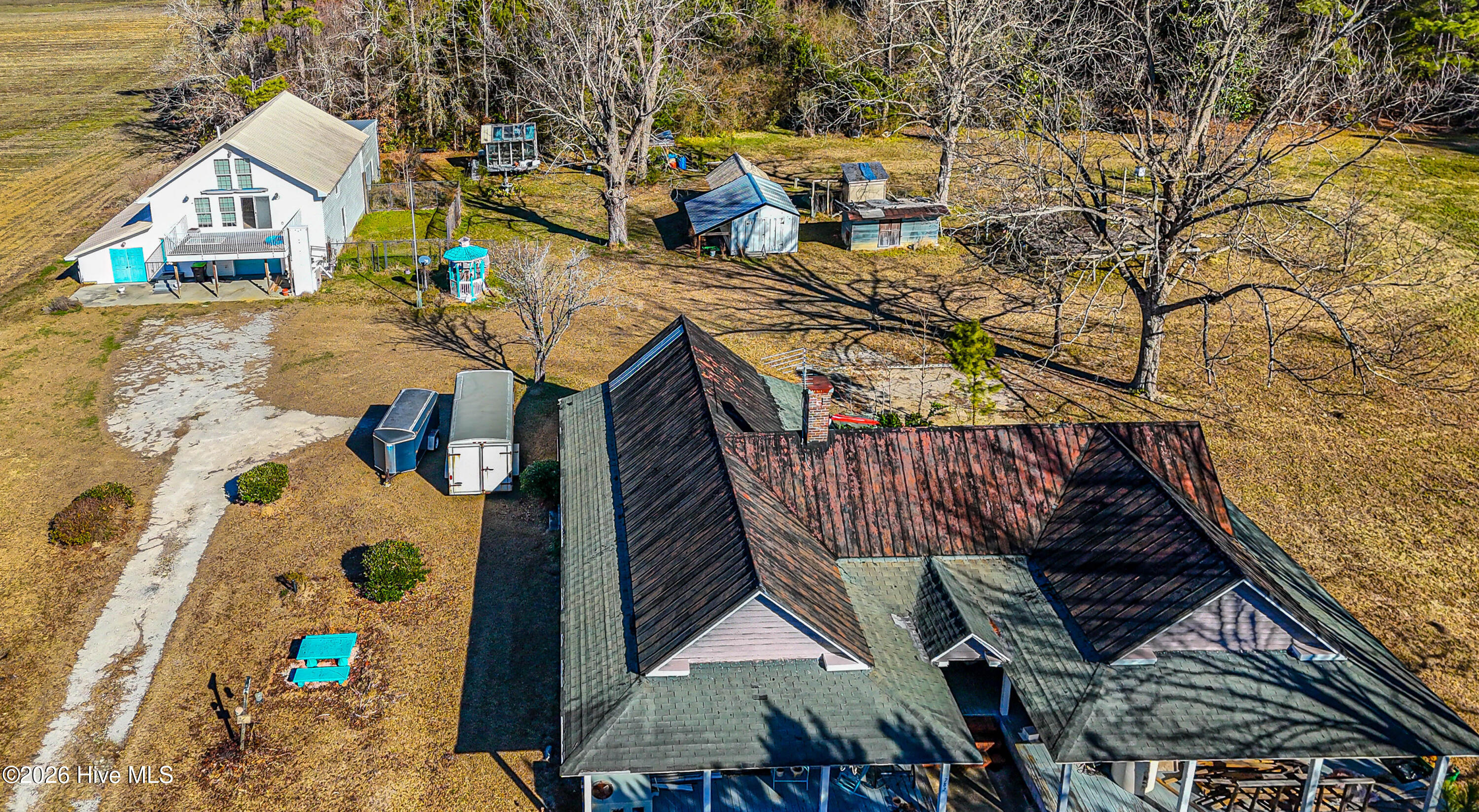 100549840 | Photo 12