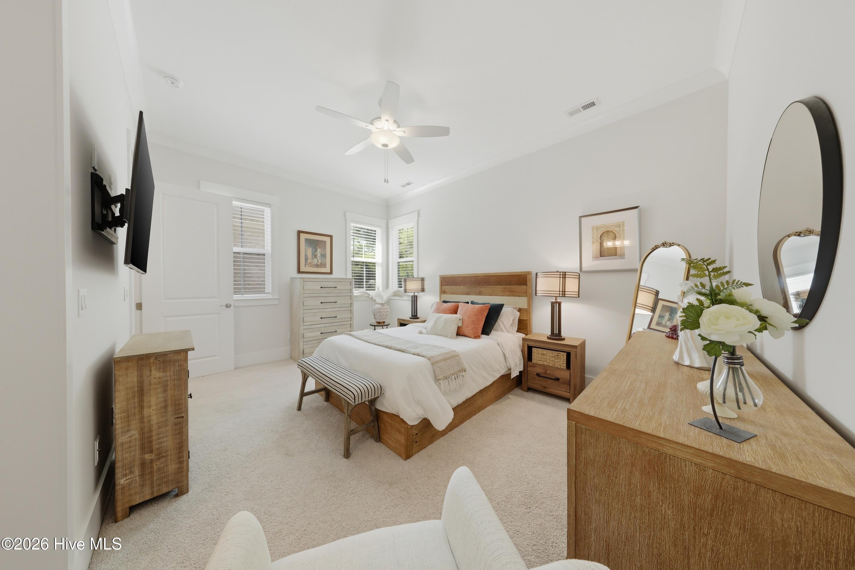 100568121 | Photo 18