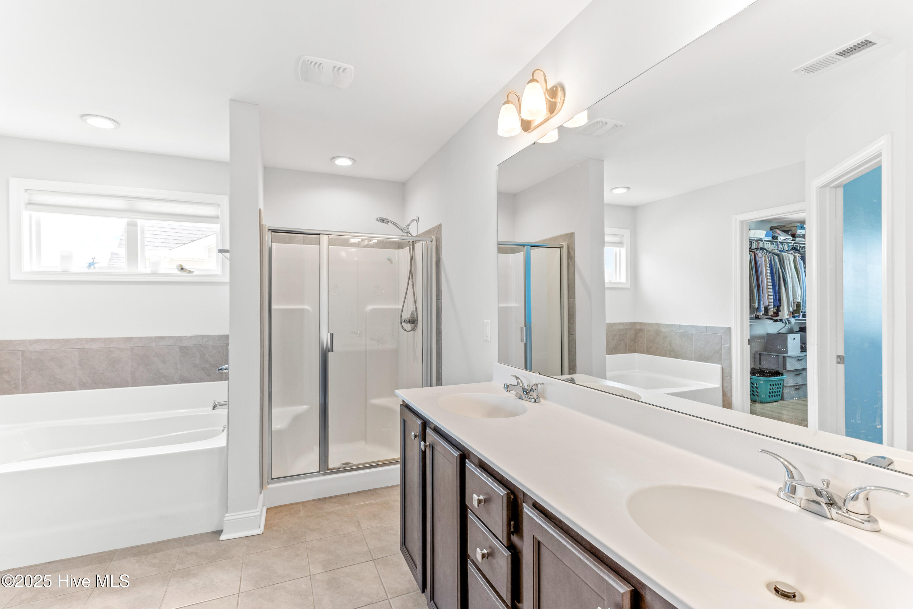 100549999 | Photo 12