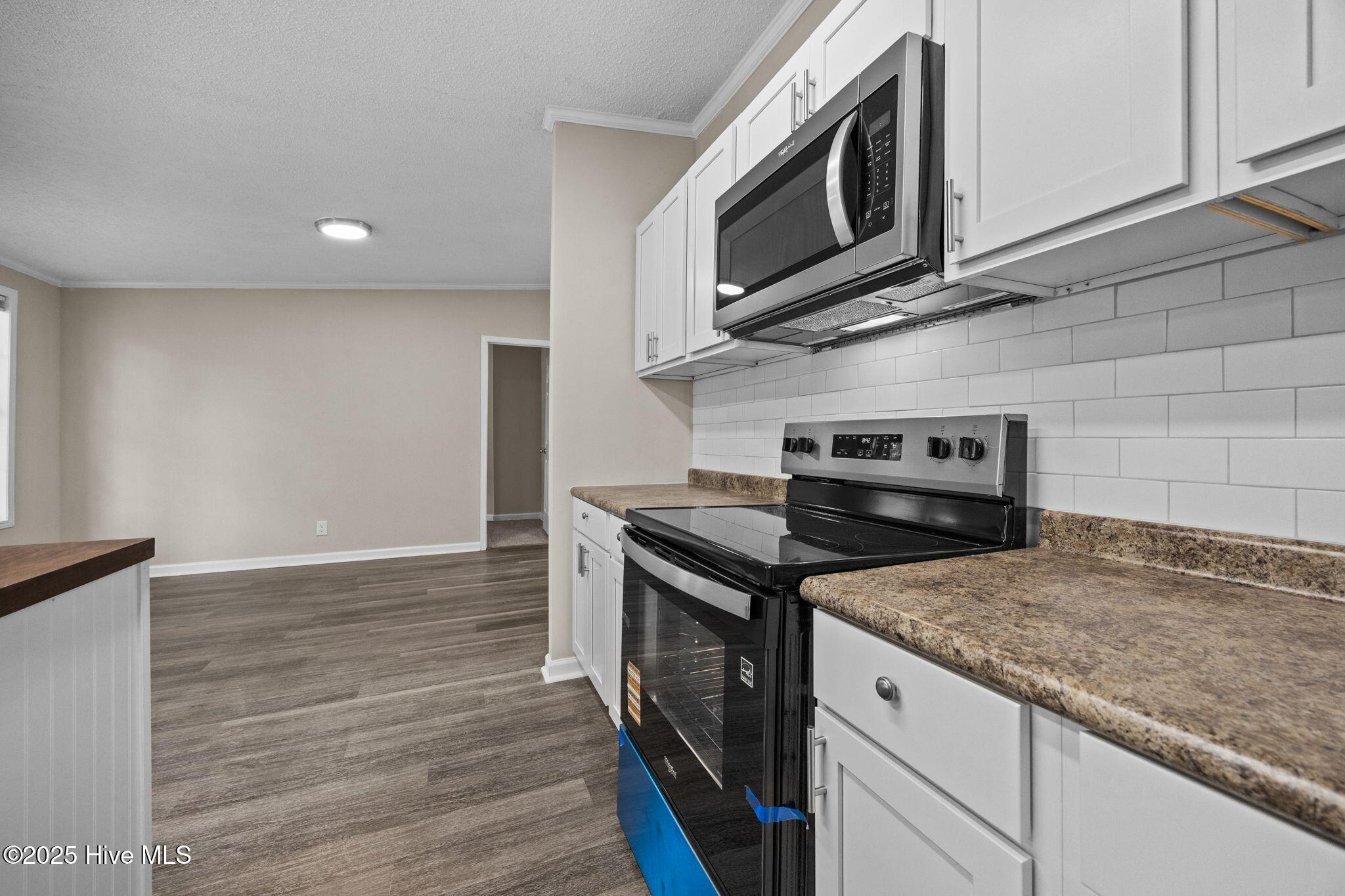 100538807 | Photo 22