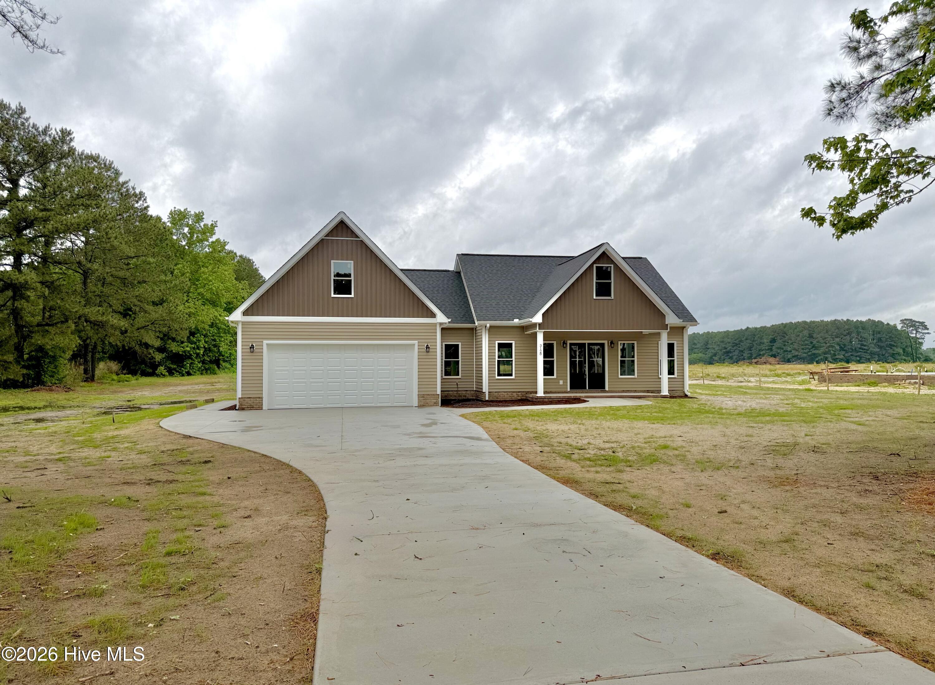 Homes for sale in Kinston, NC | 3128 Kelly Rd, Kinston, NC 28504 | MLS# 100536374