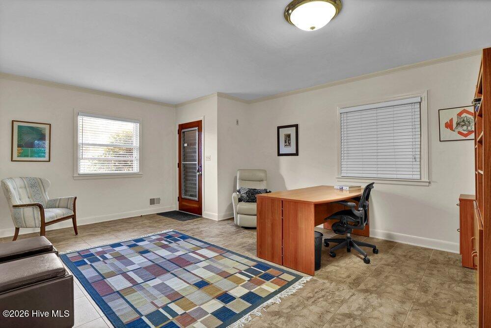 100522690 | Photo 37