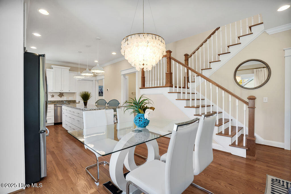 100539026 | Photo 28