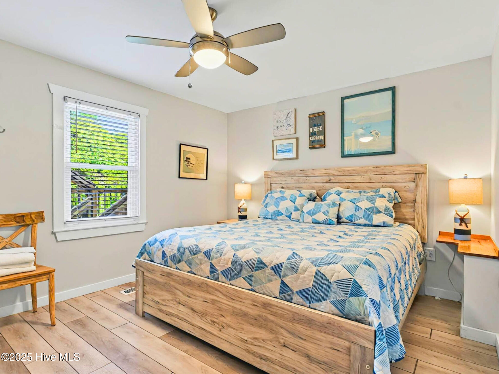 100504393 | Photo 35