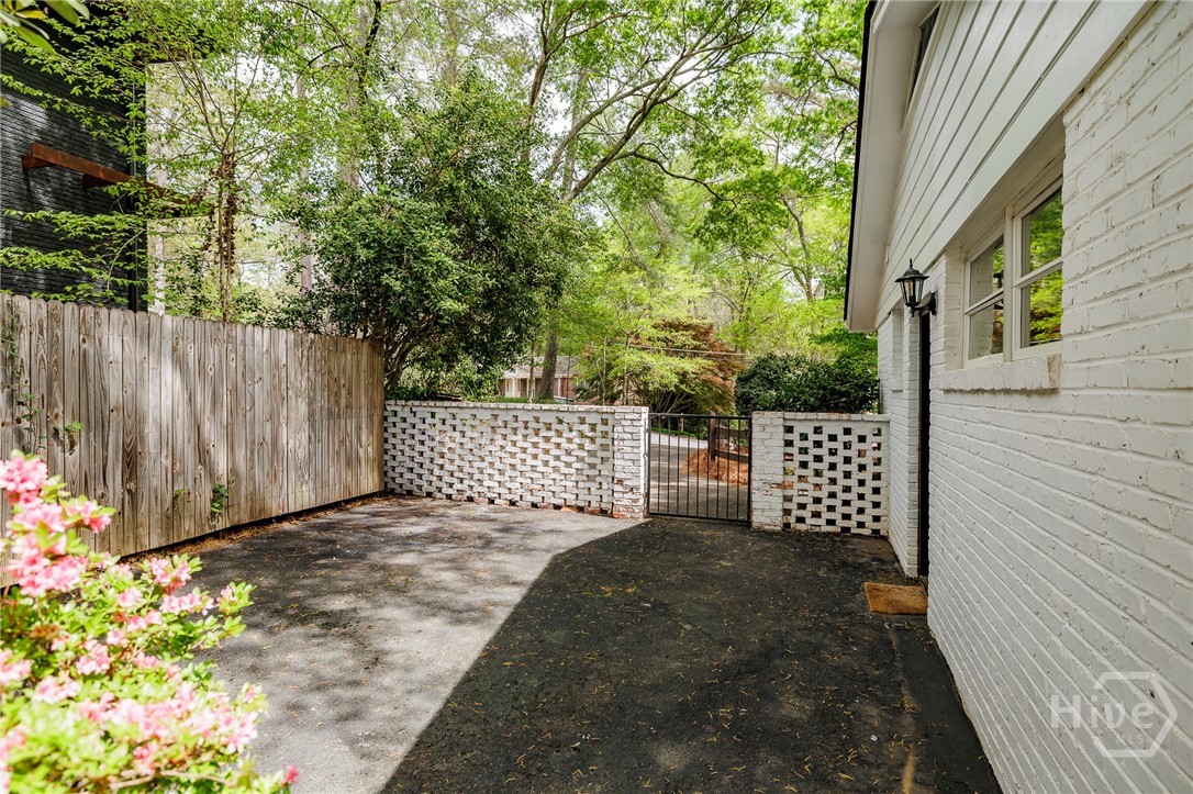 130 Oakdale Road