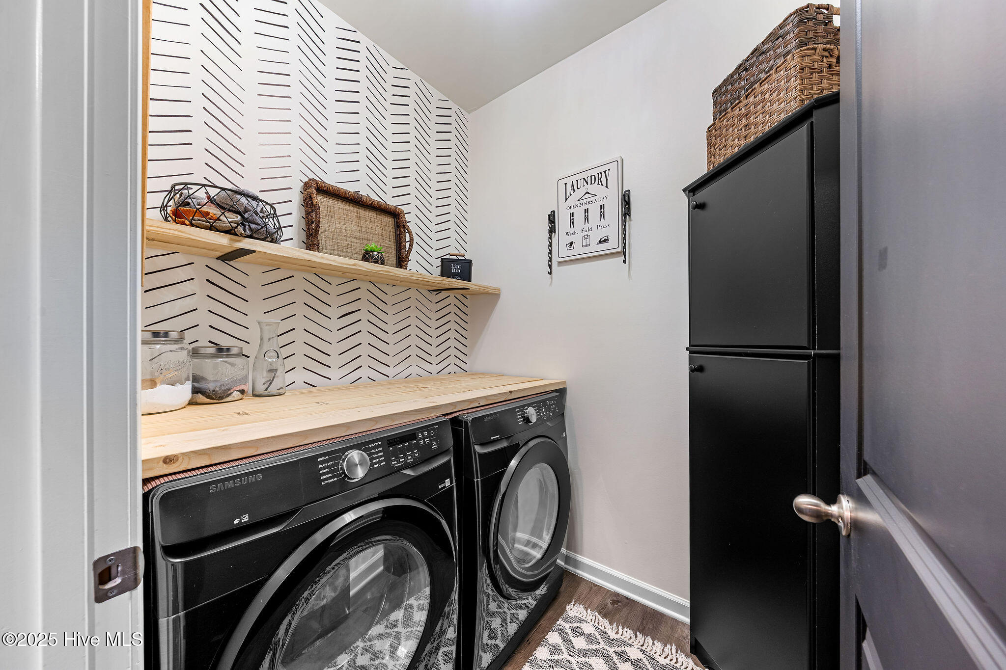 100539651 | Photo 11