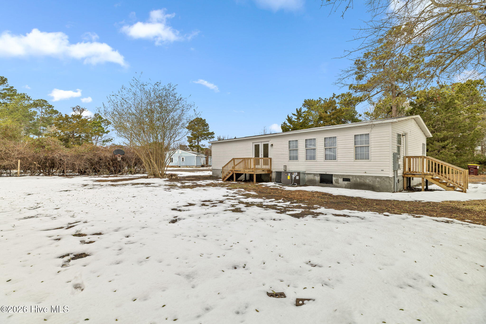 100552963 | Photo 35