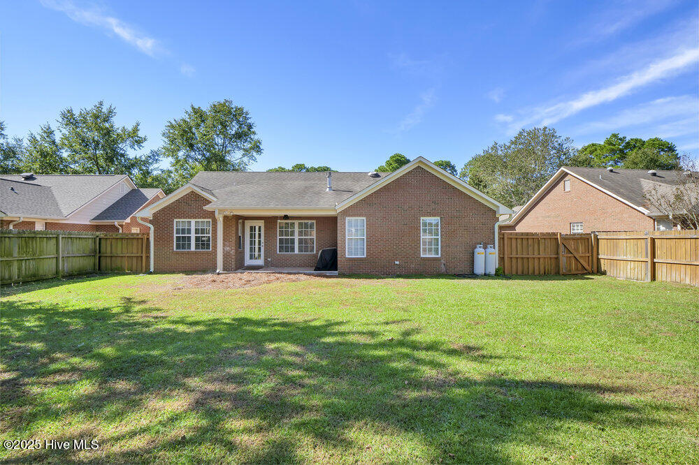 100555052 | Photo 26