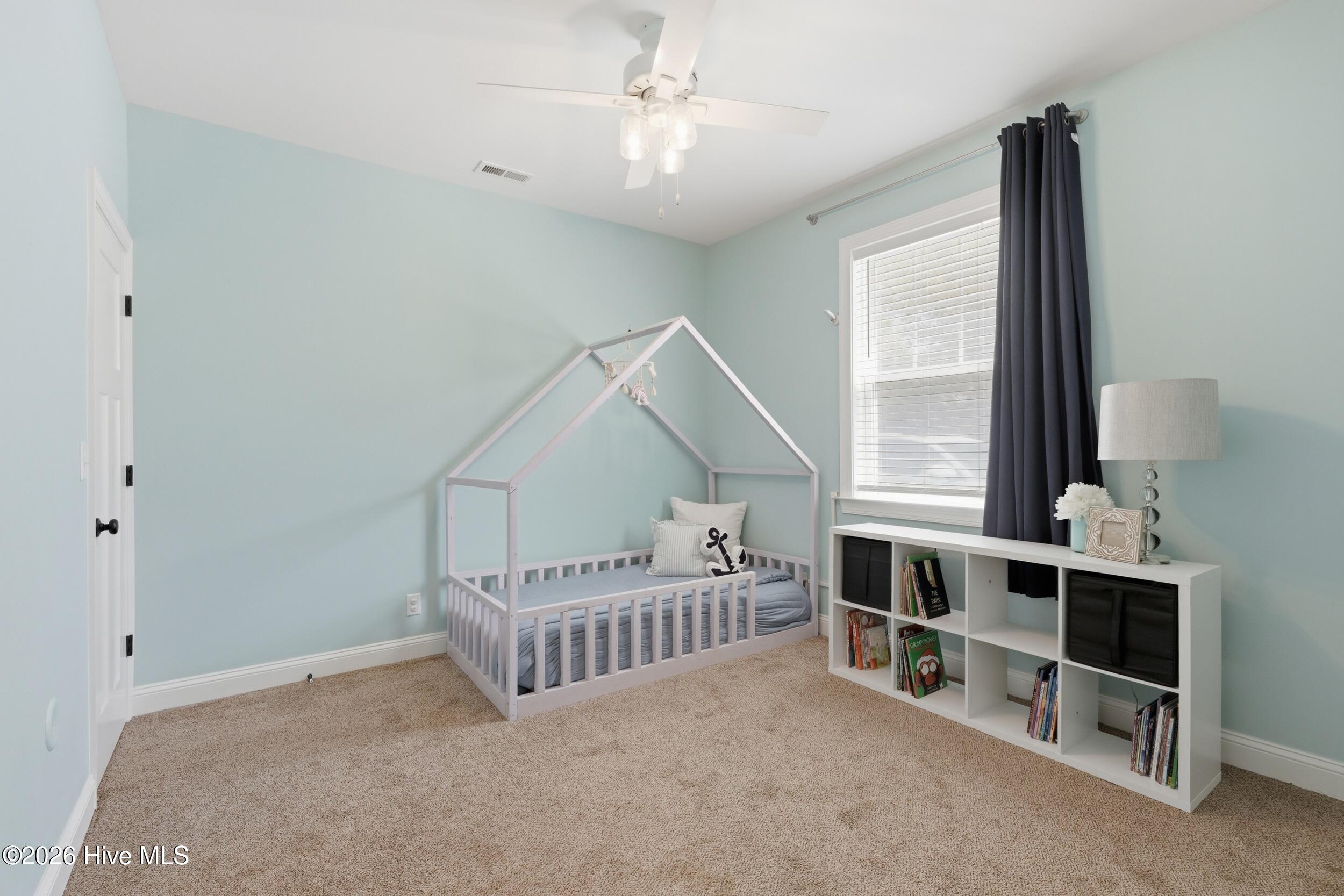 100565388 | Photo 42