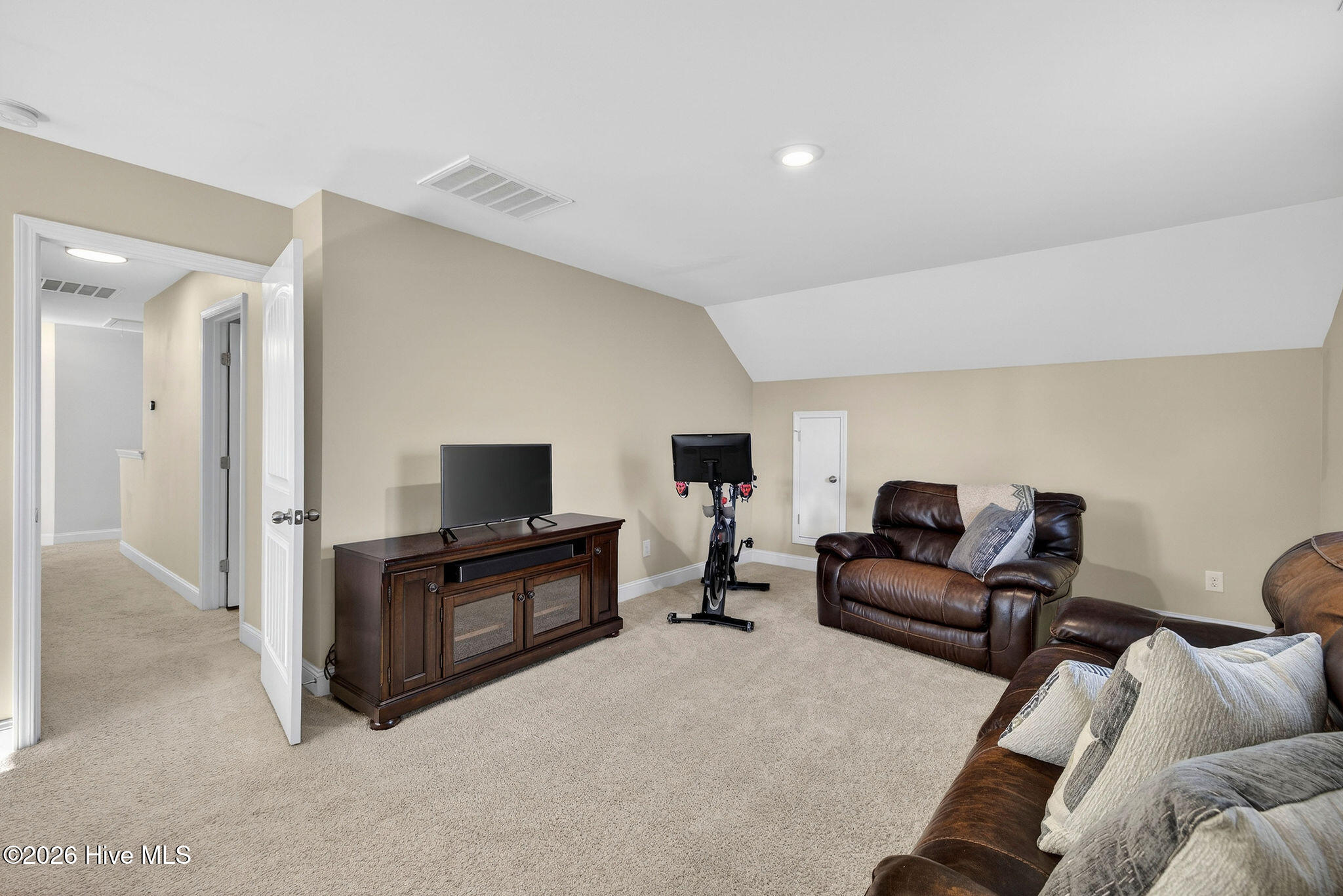 100552959 | Photo 33