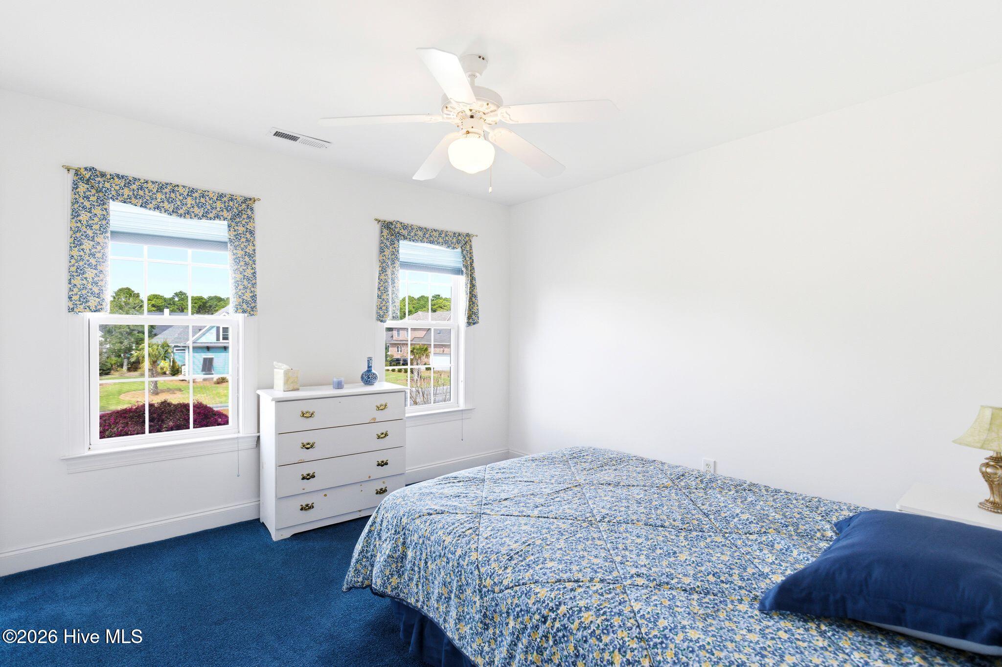 100564291 | Photo 45