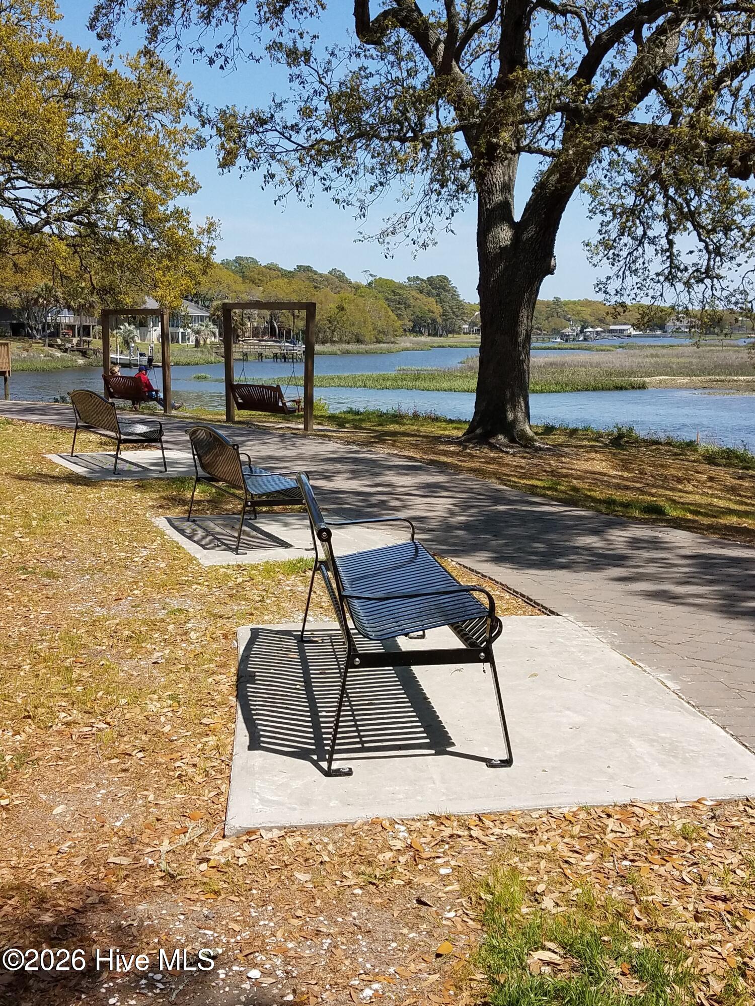 100564948 | Photo 63