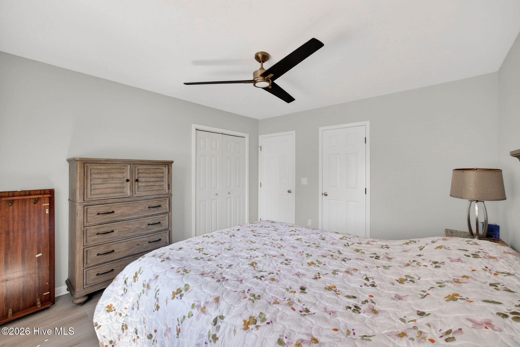 100563726 | Photo 31