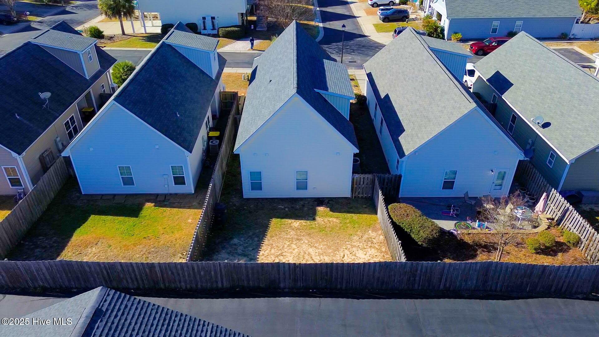 100546464 | Photo 37