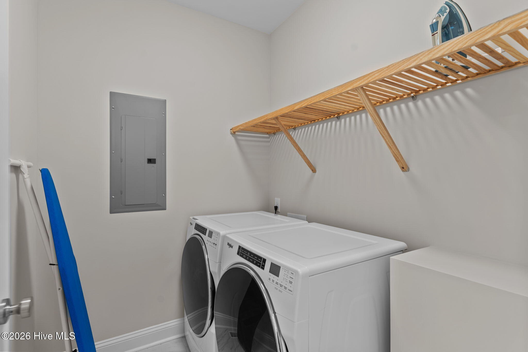 100554783 | Photo 40