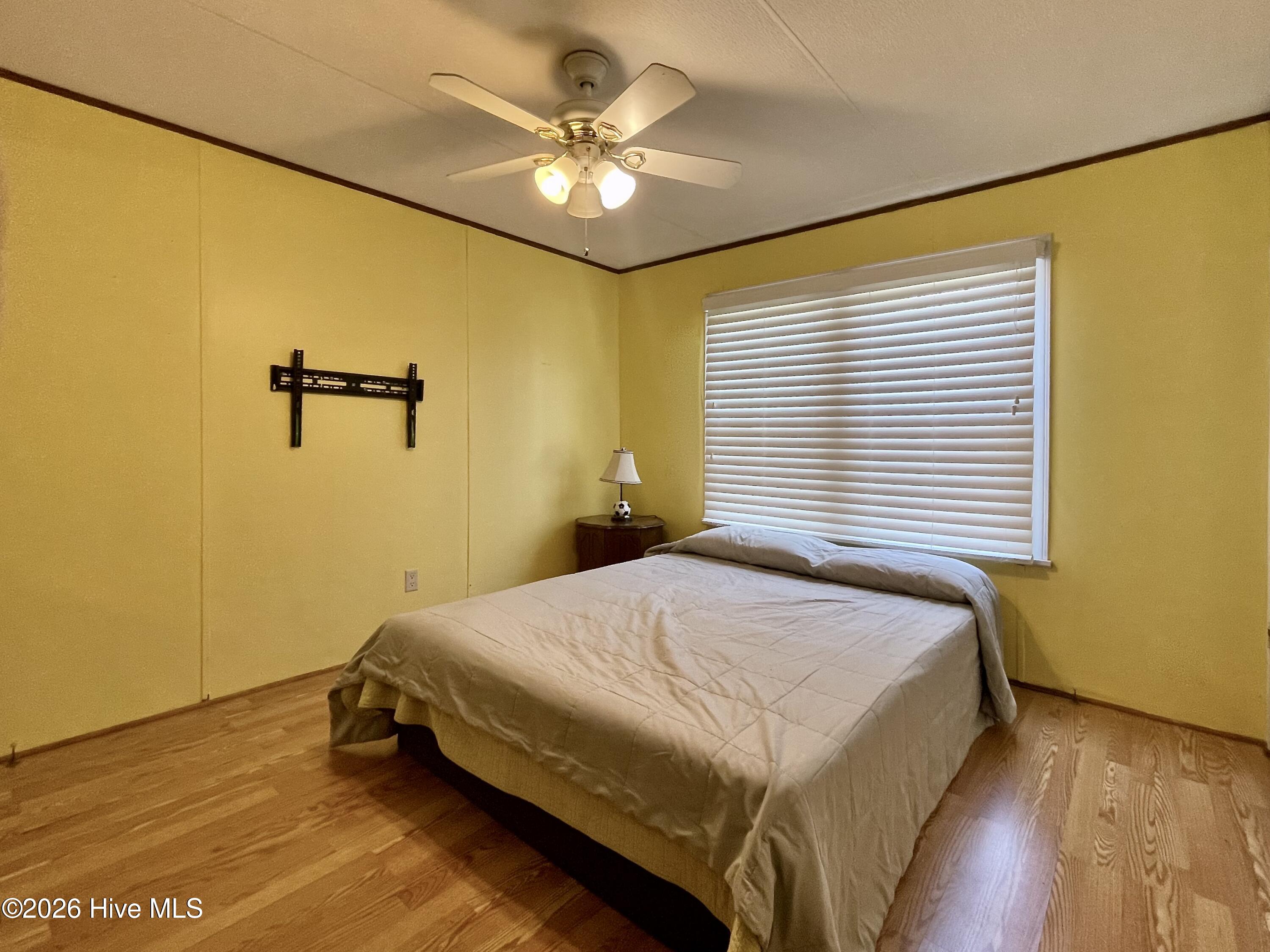 100569888 | Photo 29