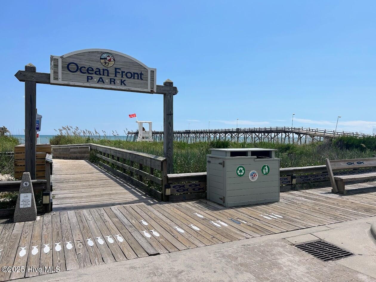 100527040 | Photo 46