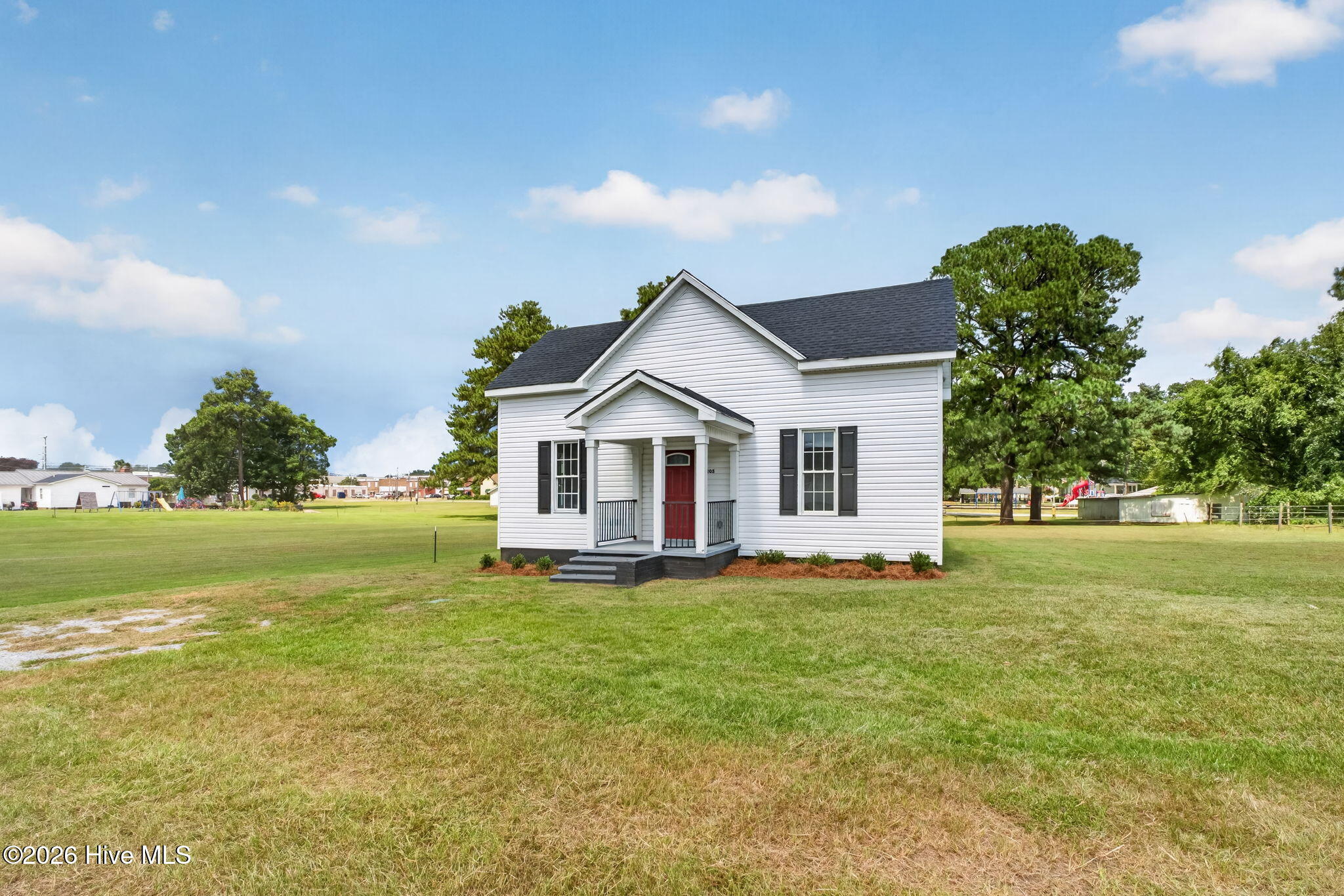 2nd image of 305 E Harnett St, Benson, NC 27504 | MLS# 100598539