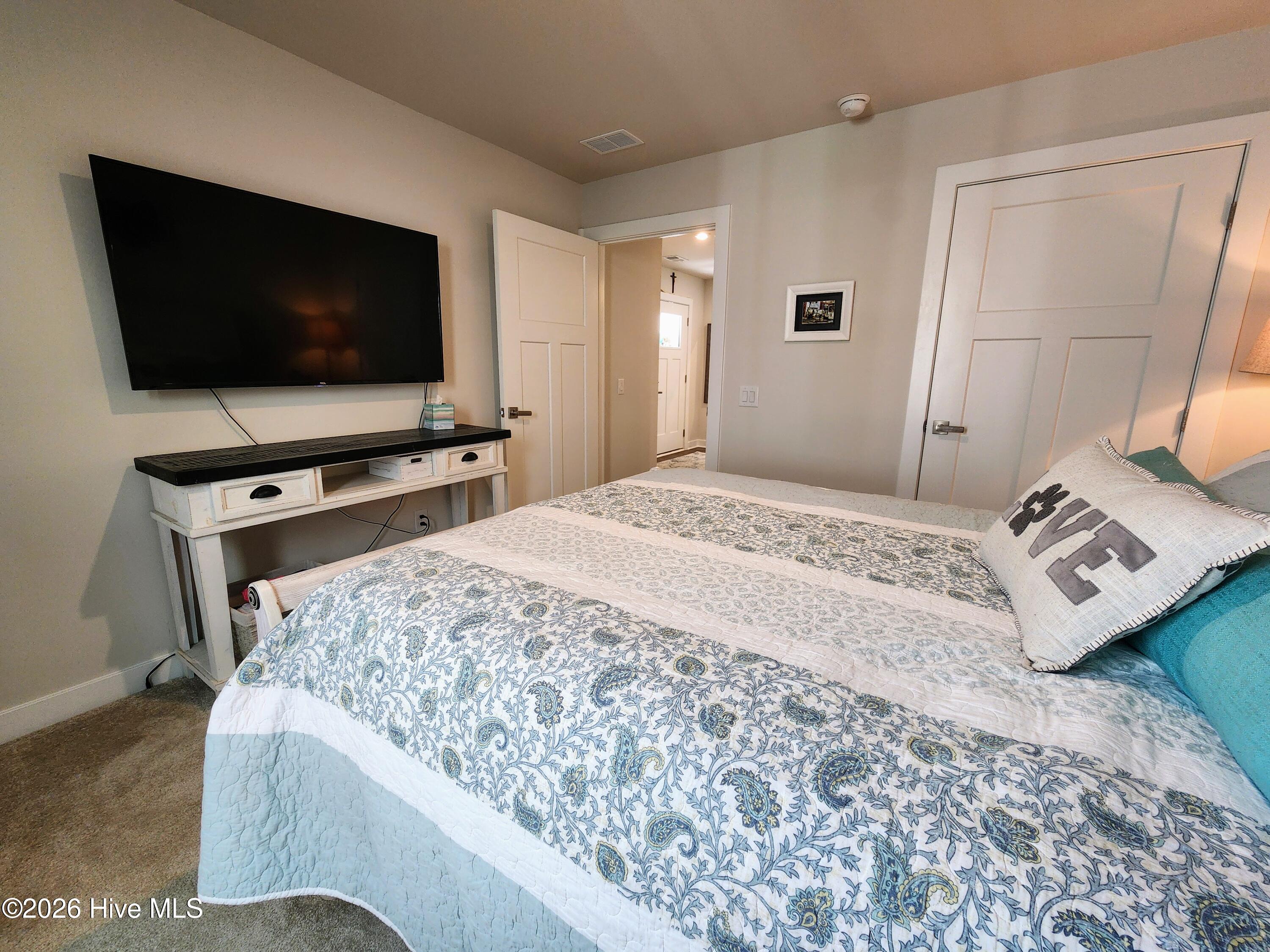 100556706 | Photo 18