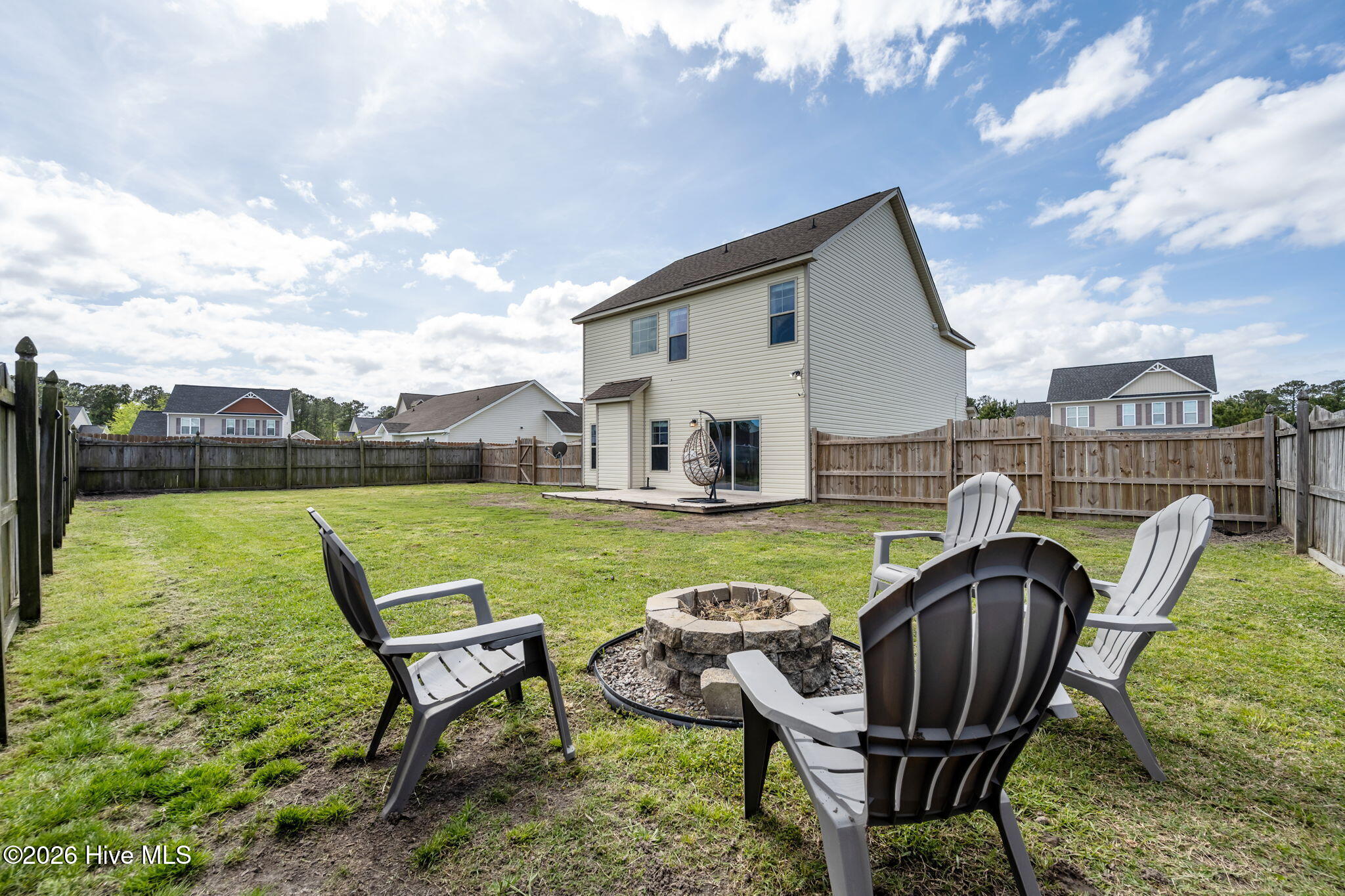 100567212 | Photo 37