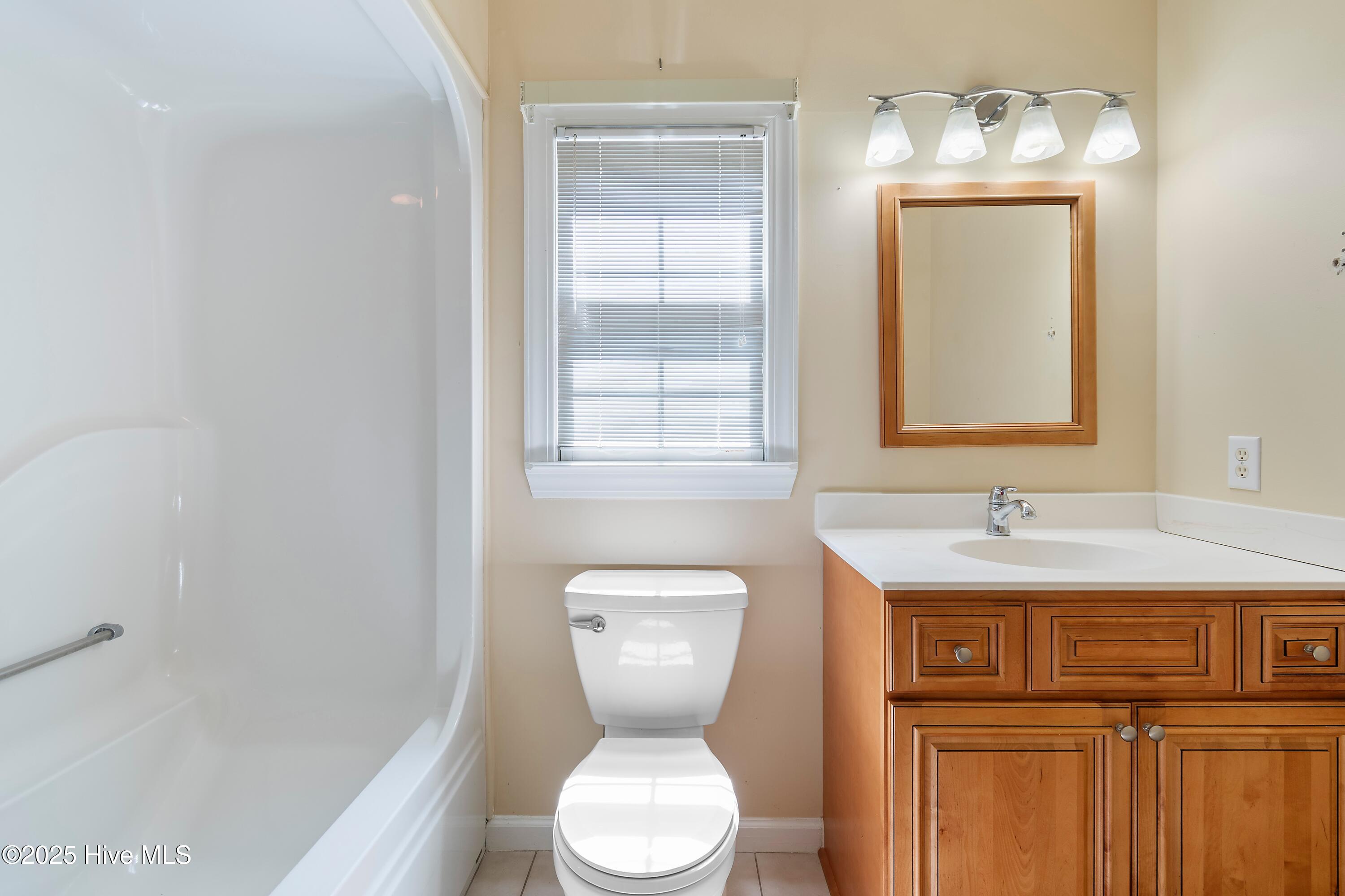 100535708 | Photo 32