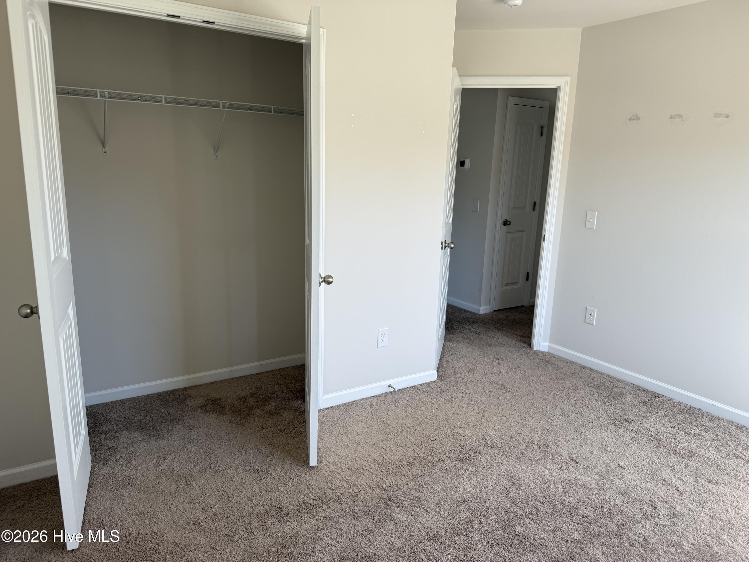 100560888 | Photo 11