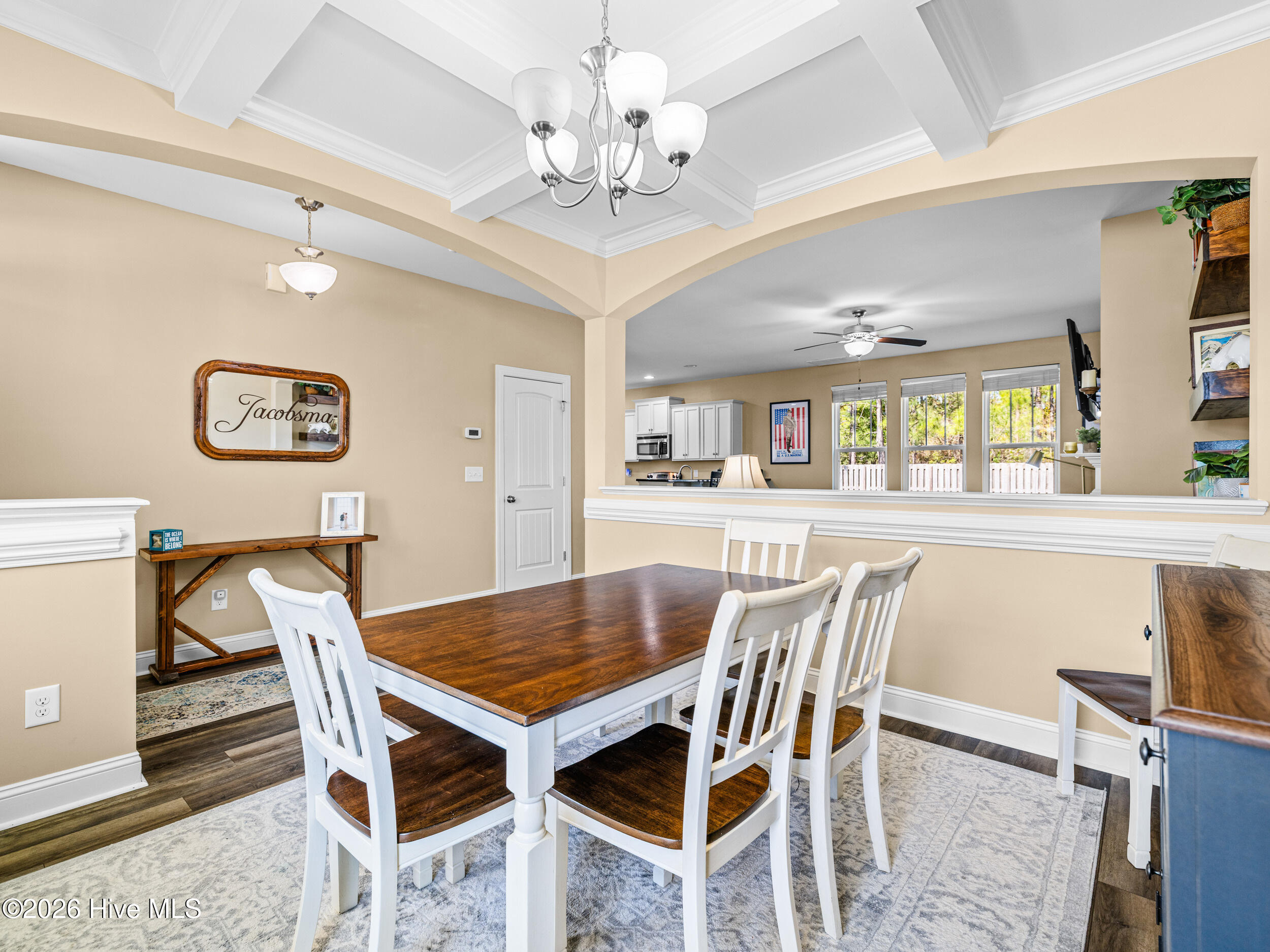 100562428 | Photo 17