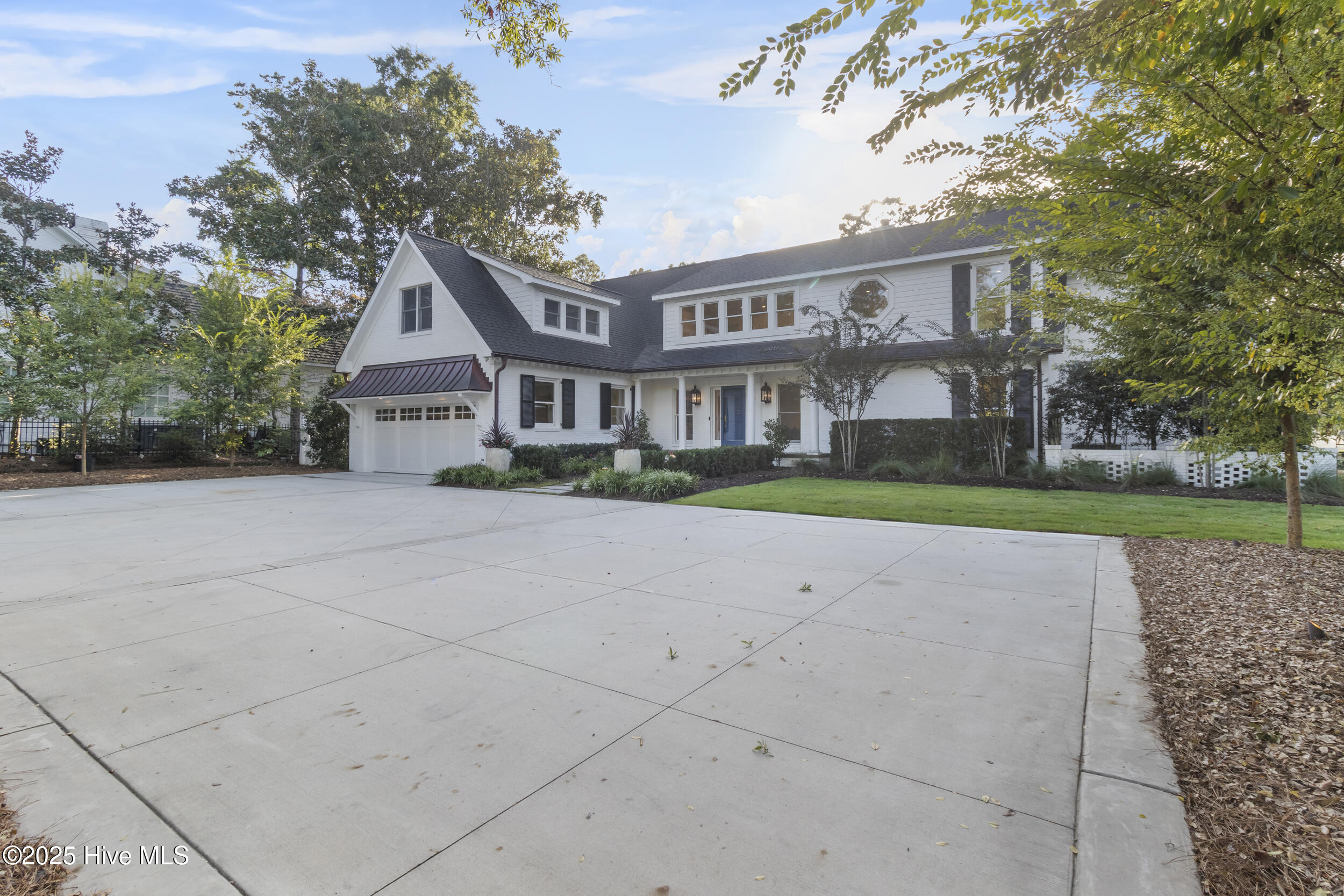 100534920 | Photo 11