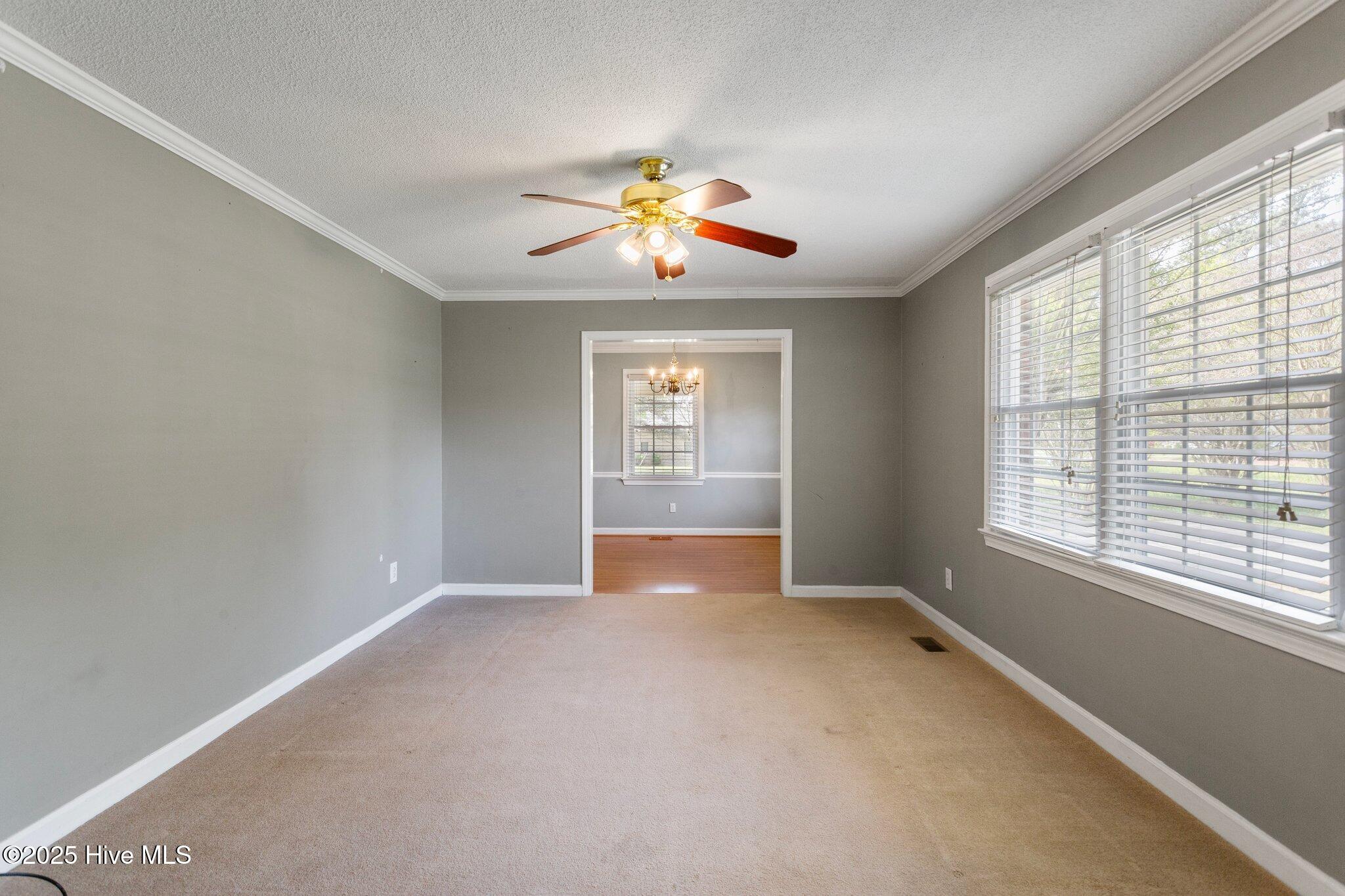 3-web-or-mls-201-montpelier-dr