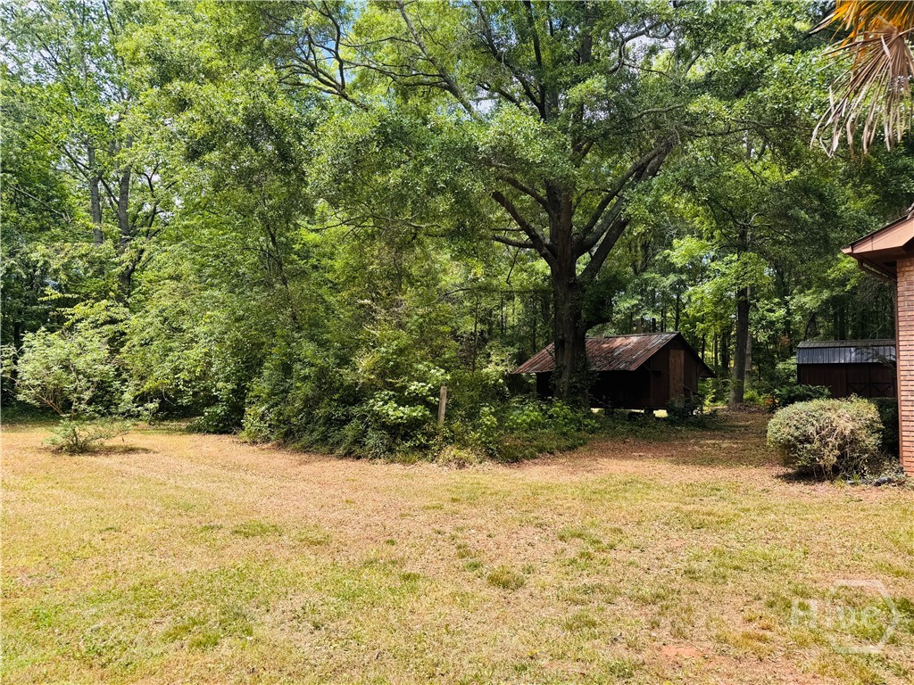 Private, cul-de-sac lot