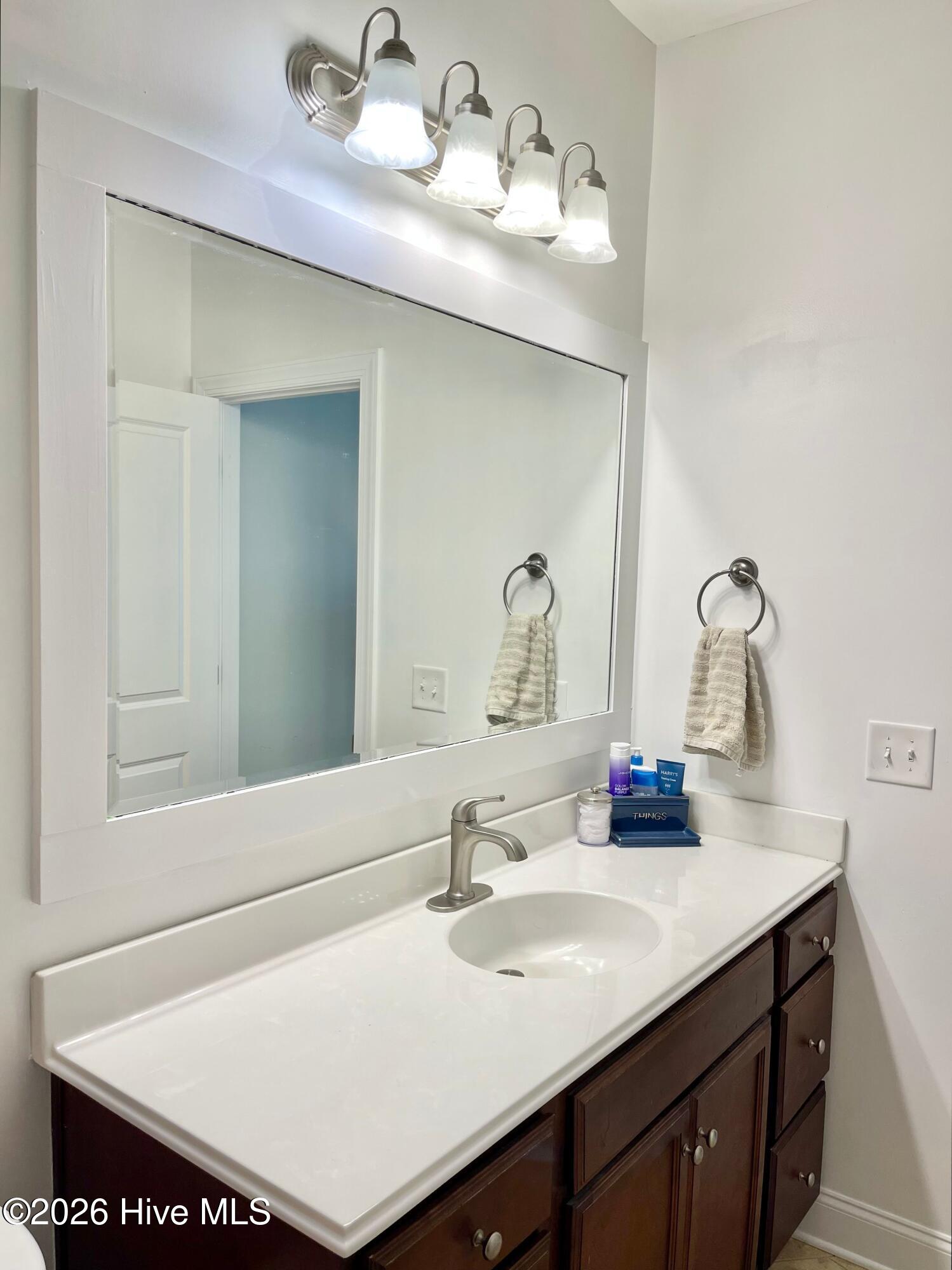 100559415 | Photo 79