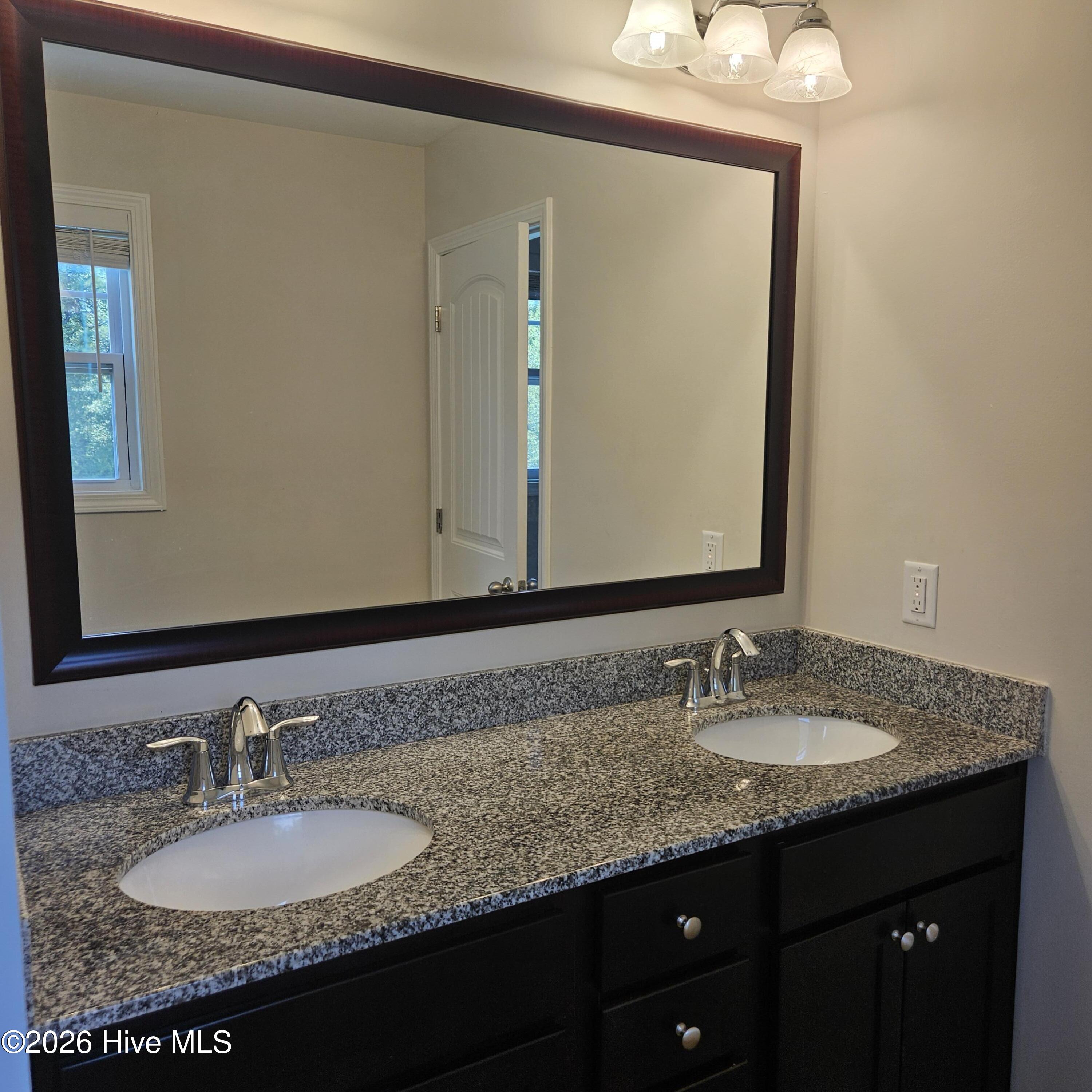 Master Double vanity