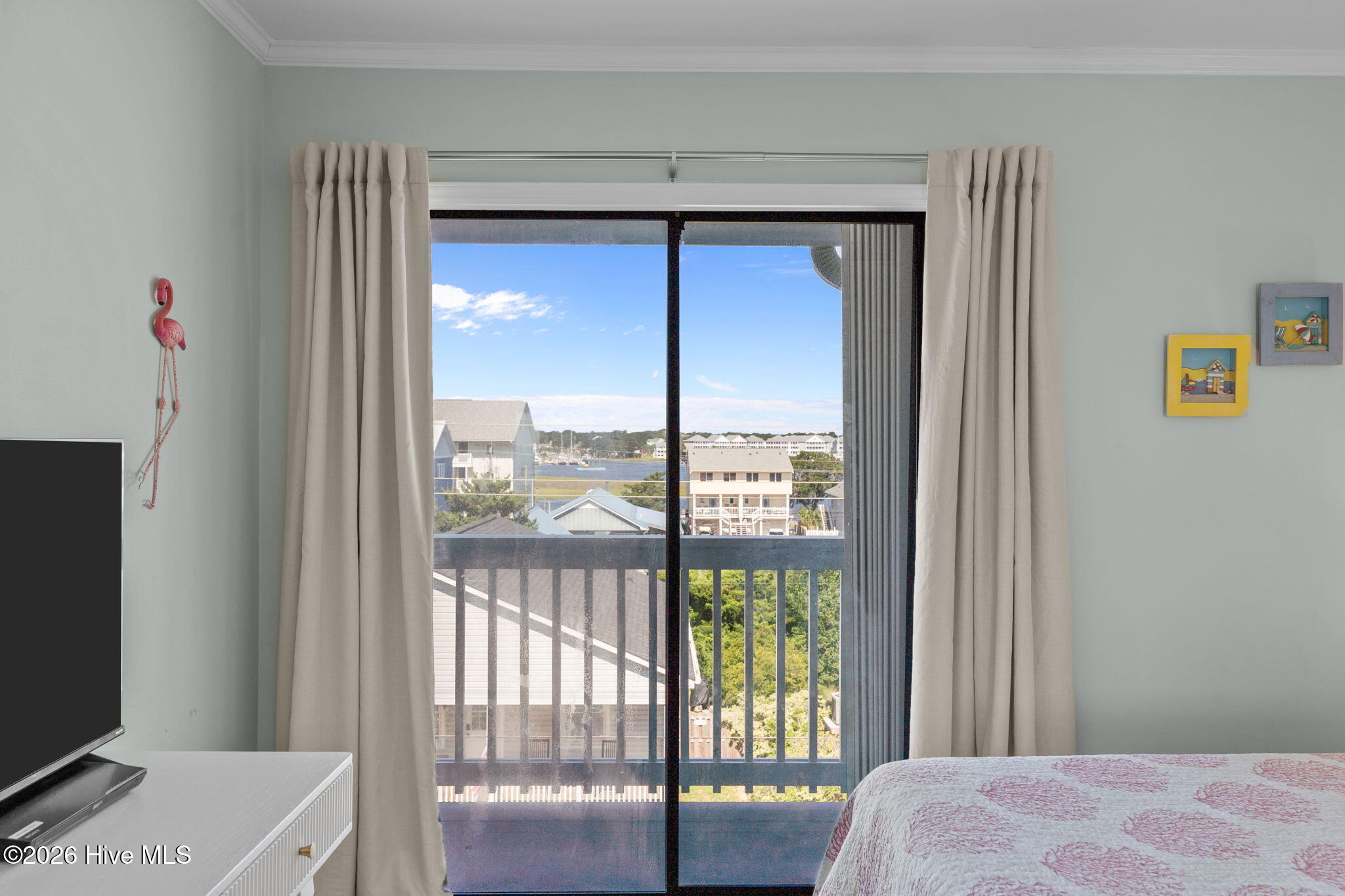 100551094 | Photo 25