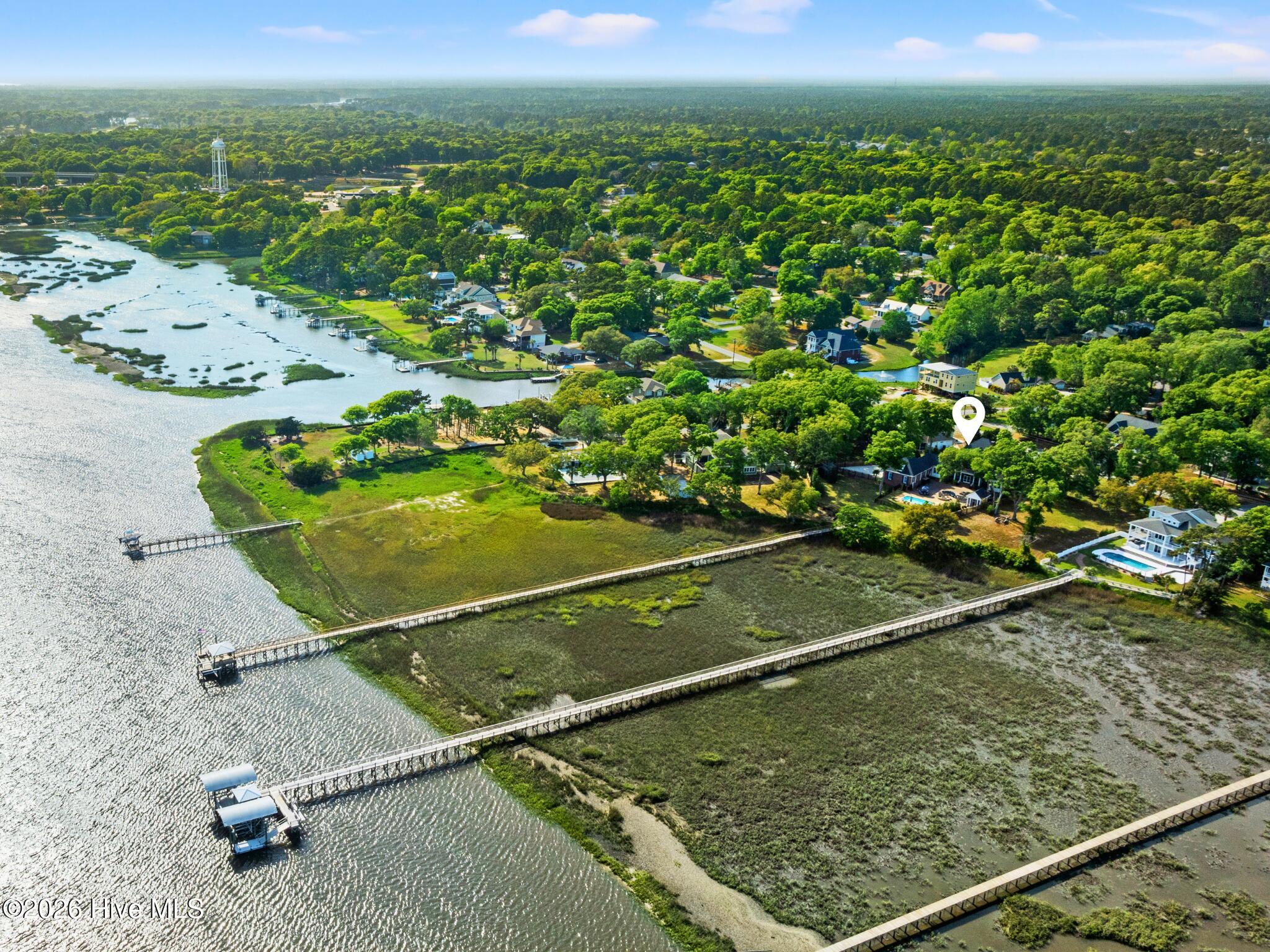 100568629 | Photo 68