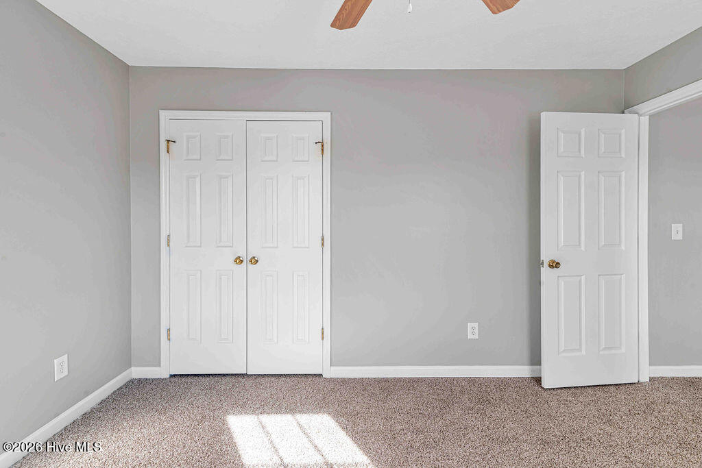 100557733 | Photo 25