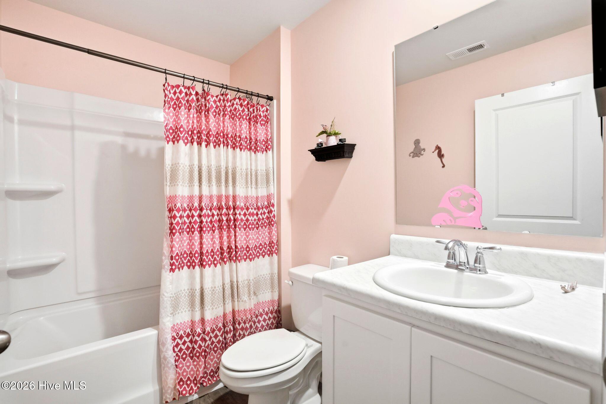 100565300 | Photo 20