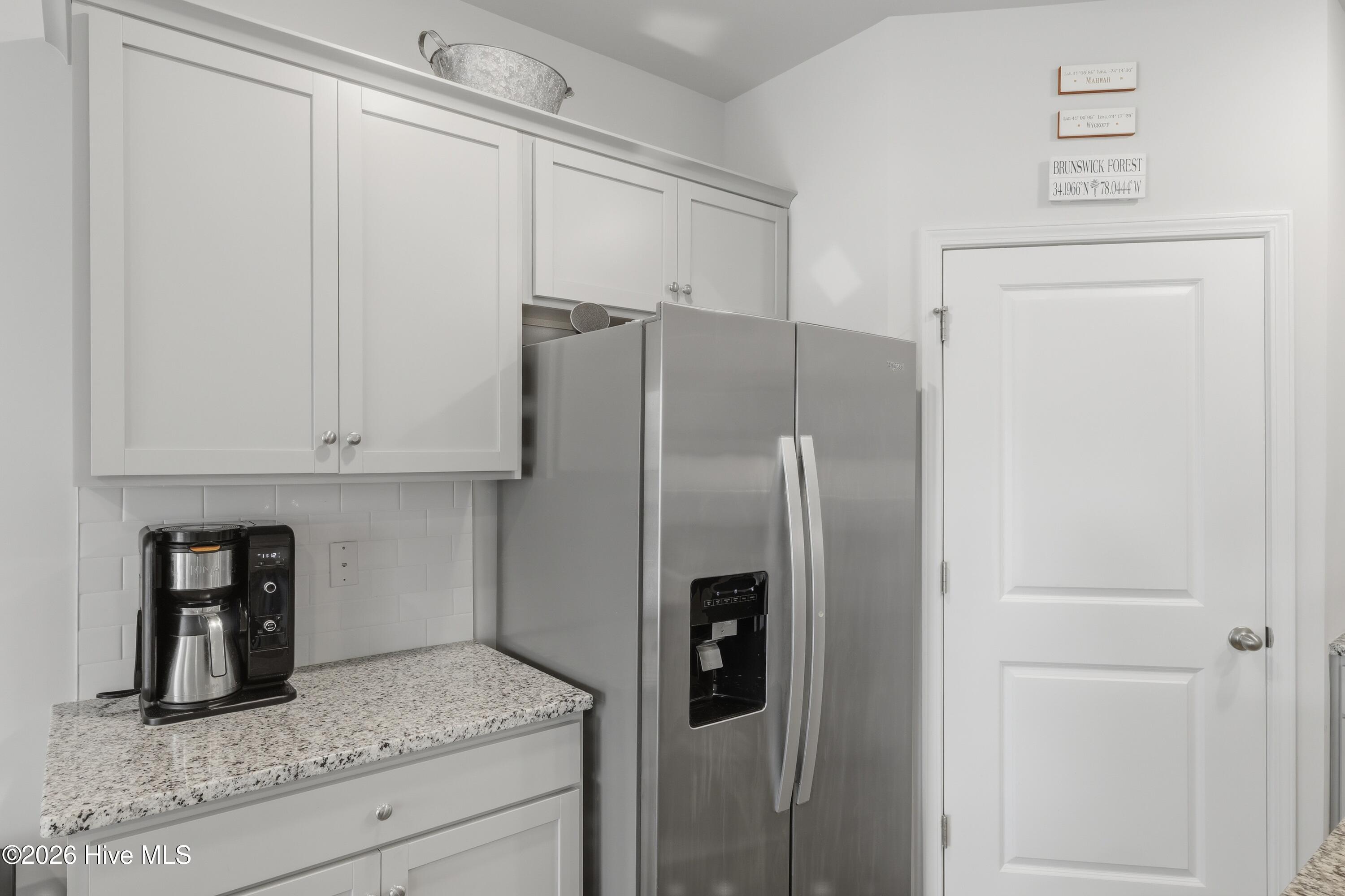 100564310 | Photo 17