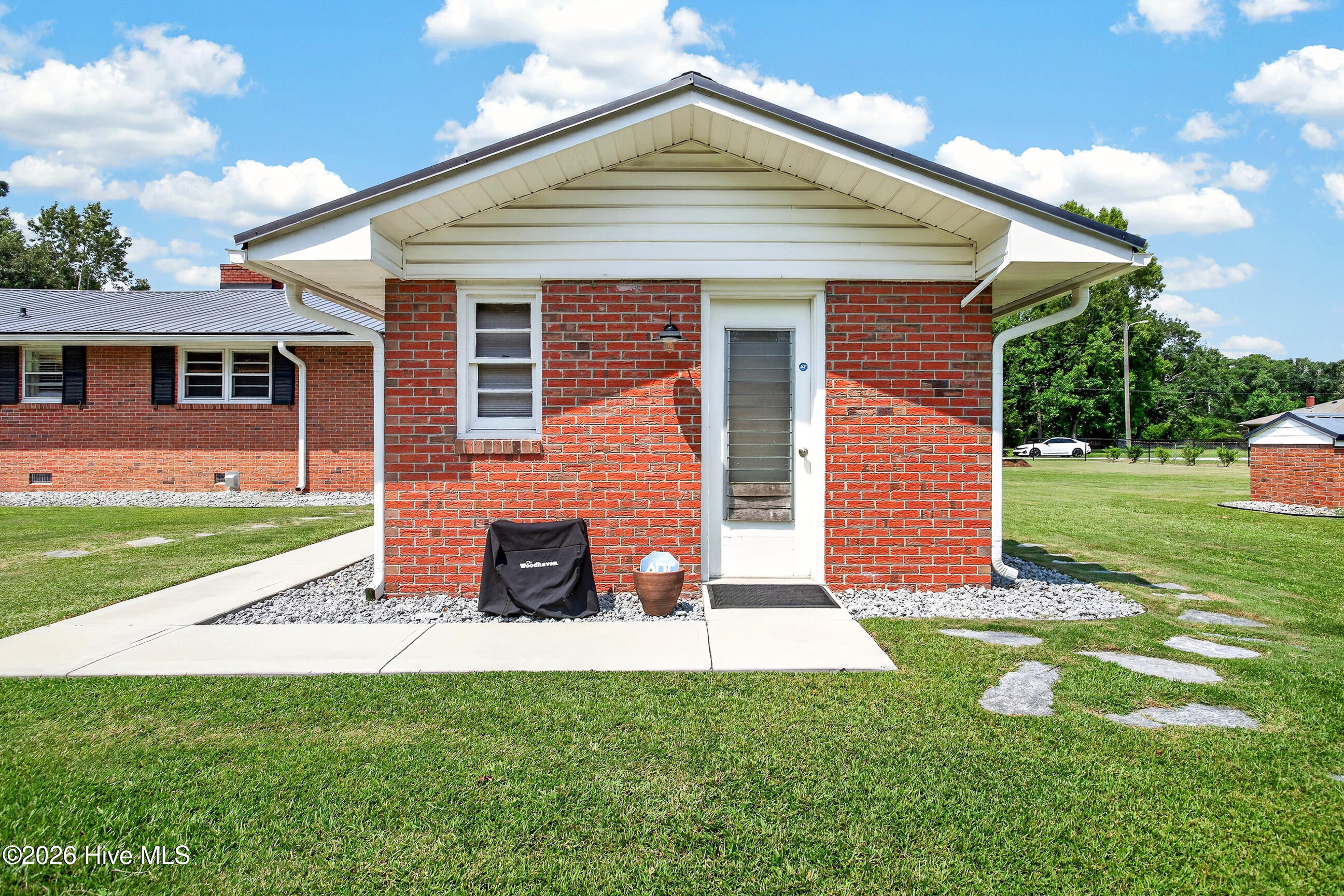 112 Barbara Avenue,Midway Park