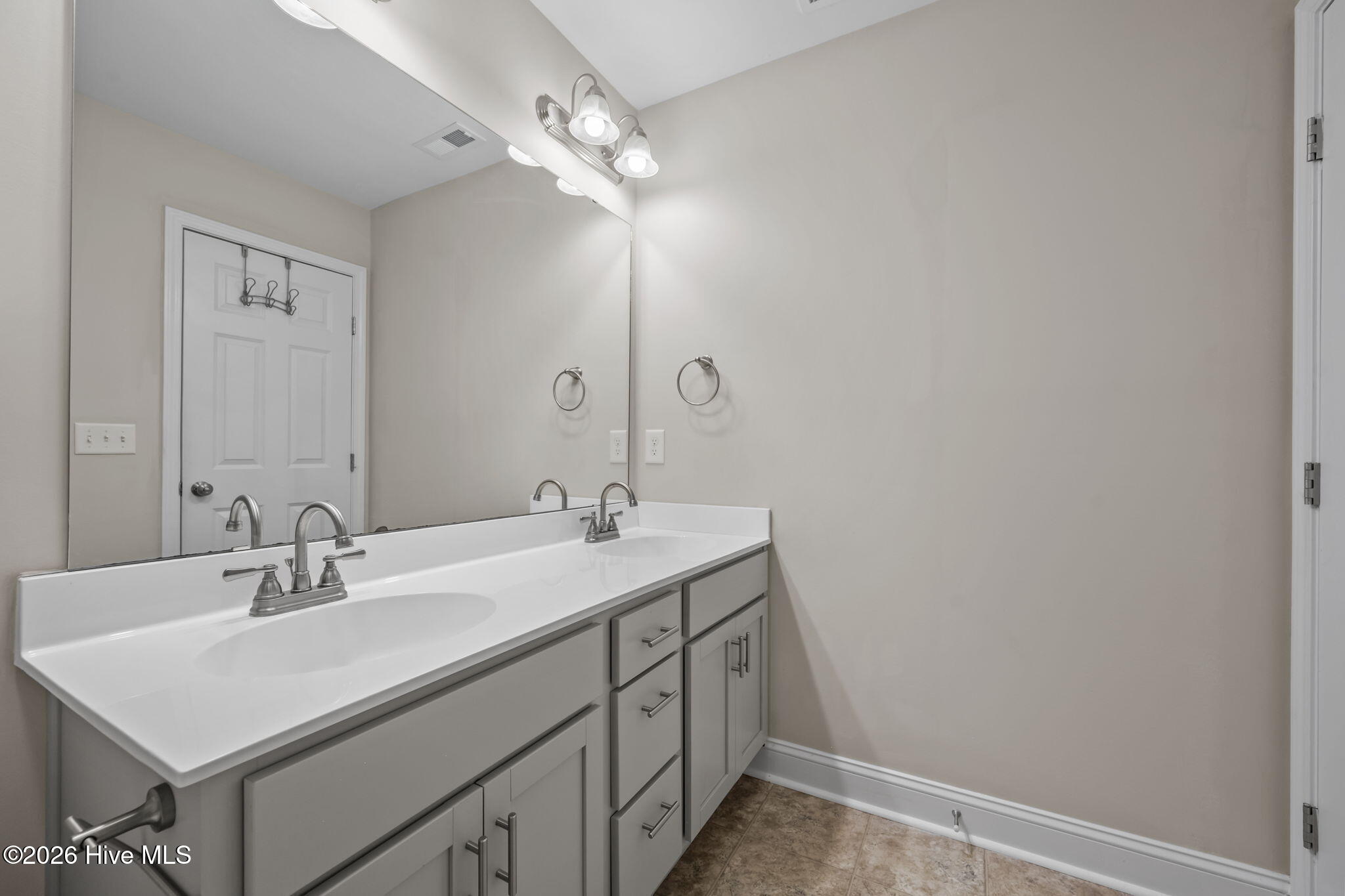 349 S Stingray Lane, Sneads Ferry, NC, 28460