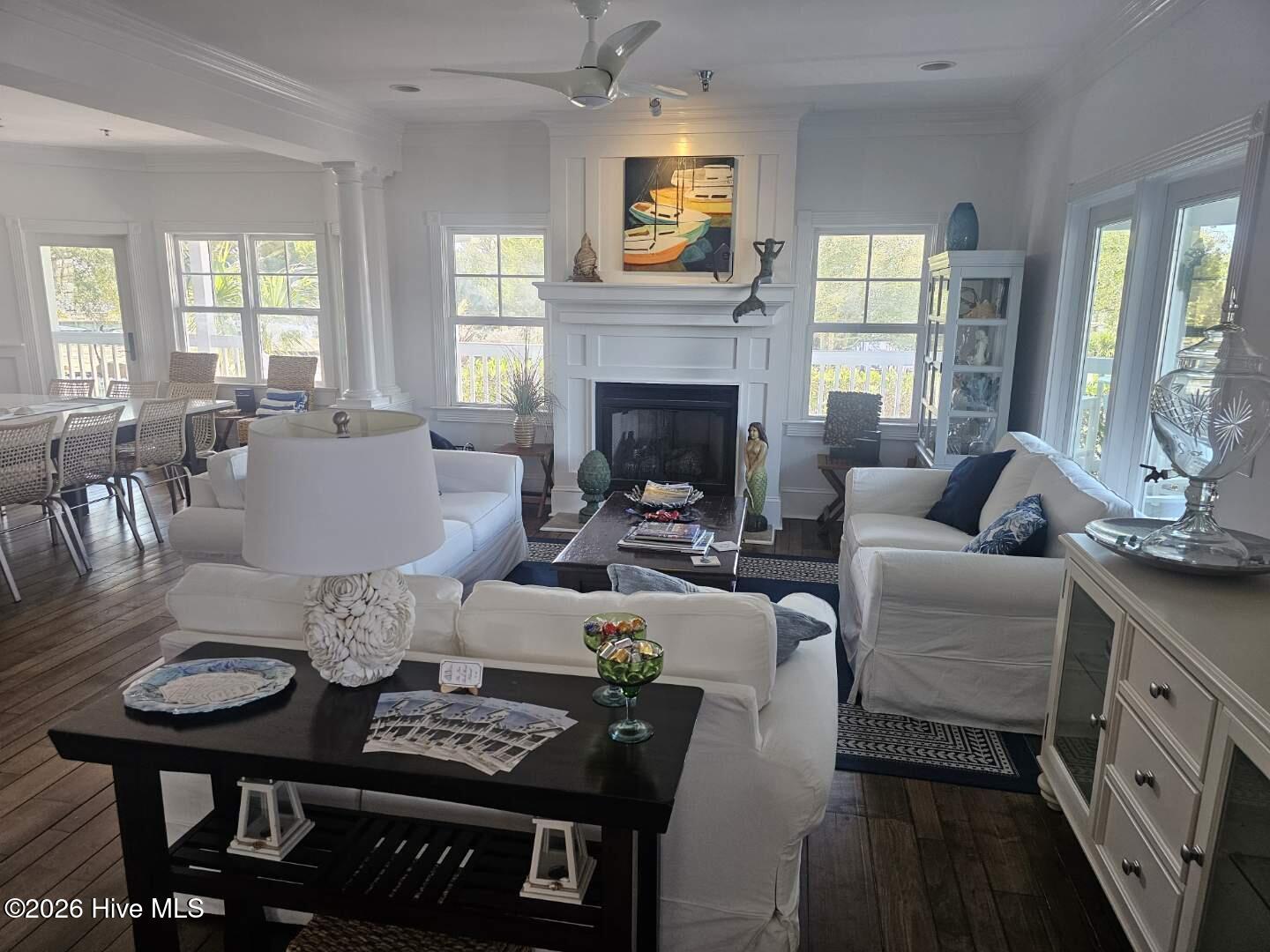 100559569 | Photo 15