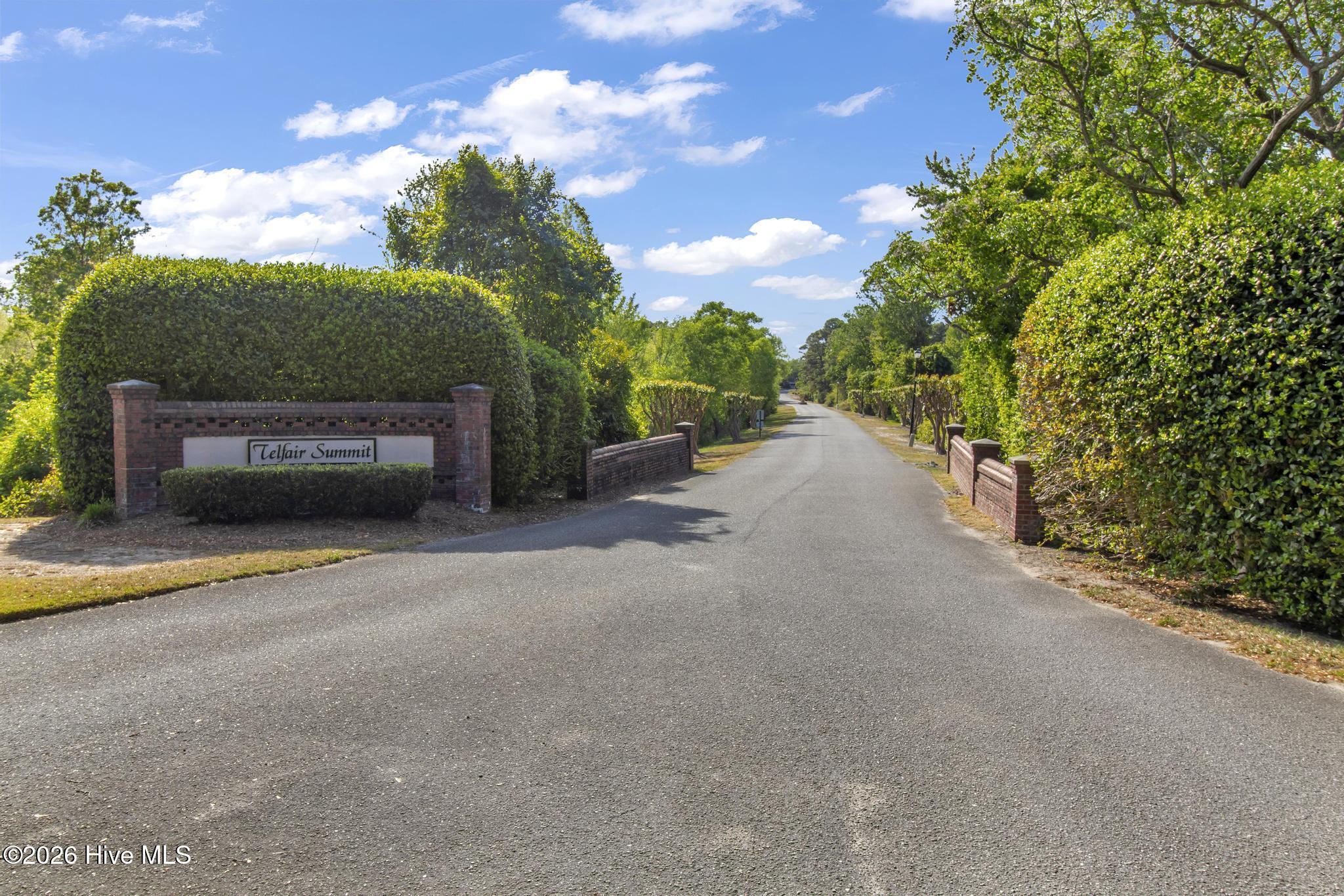 100569347 | Photo 46