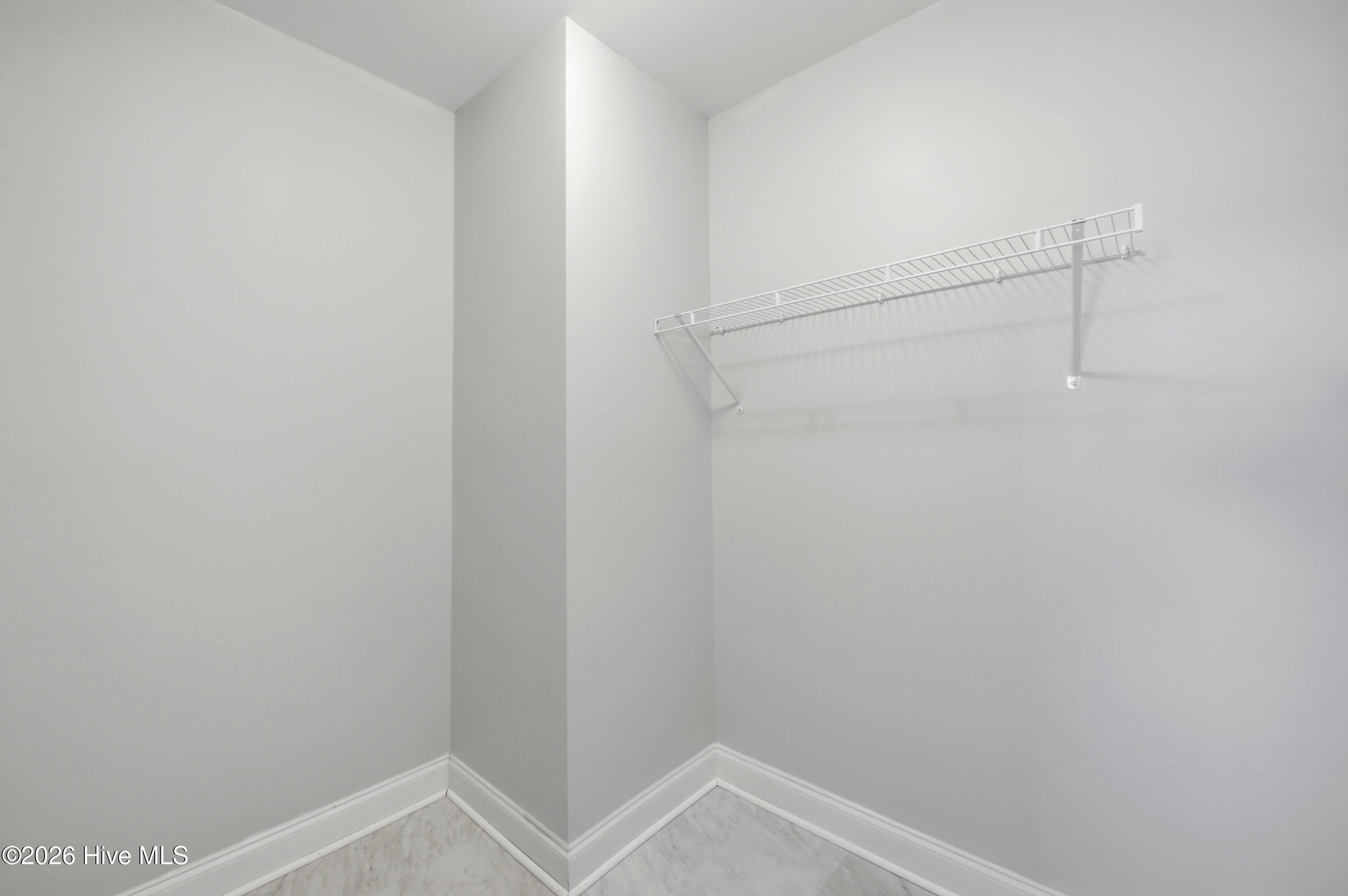 100563104 | Photo 36