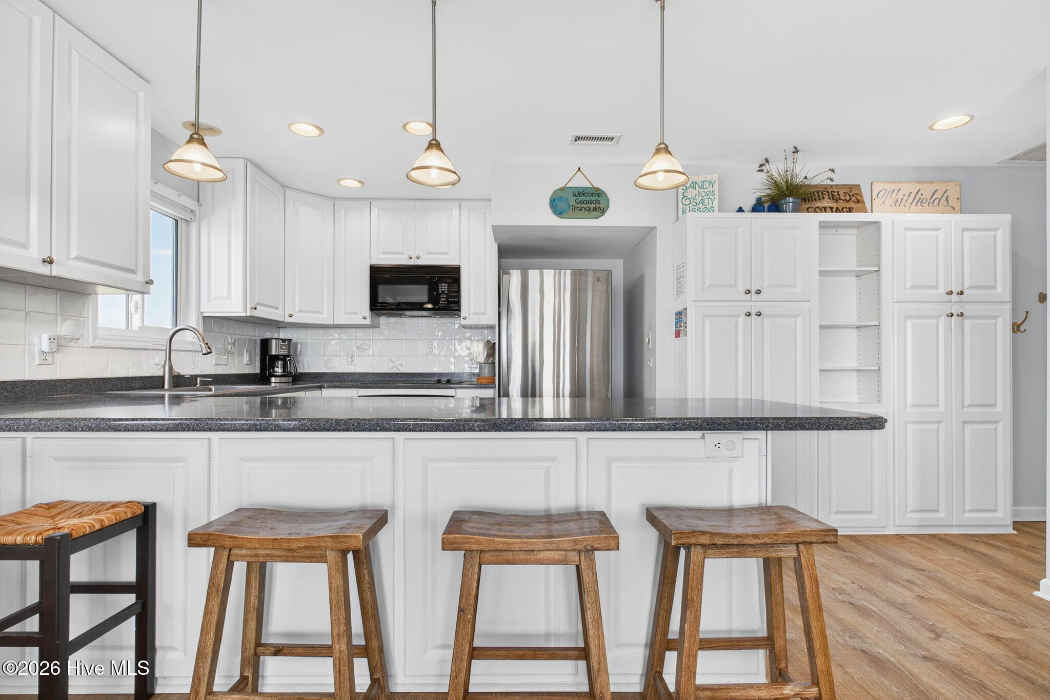 100558520 | Photo 15