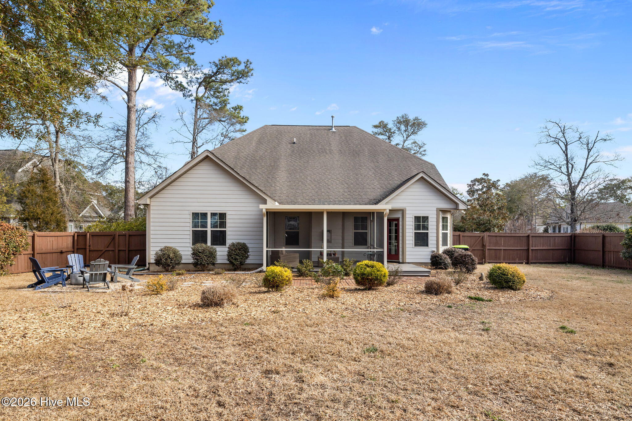 100549761 | Photo 45