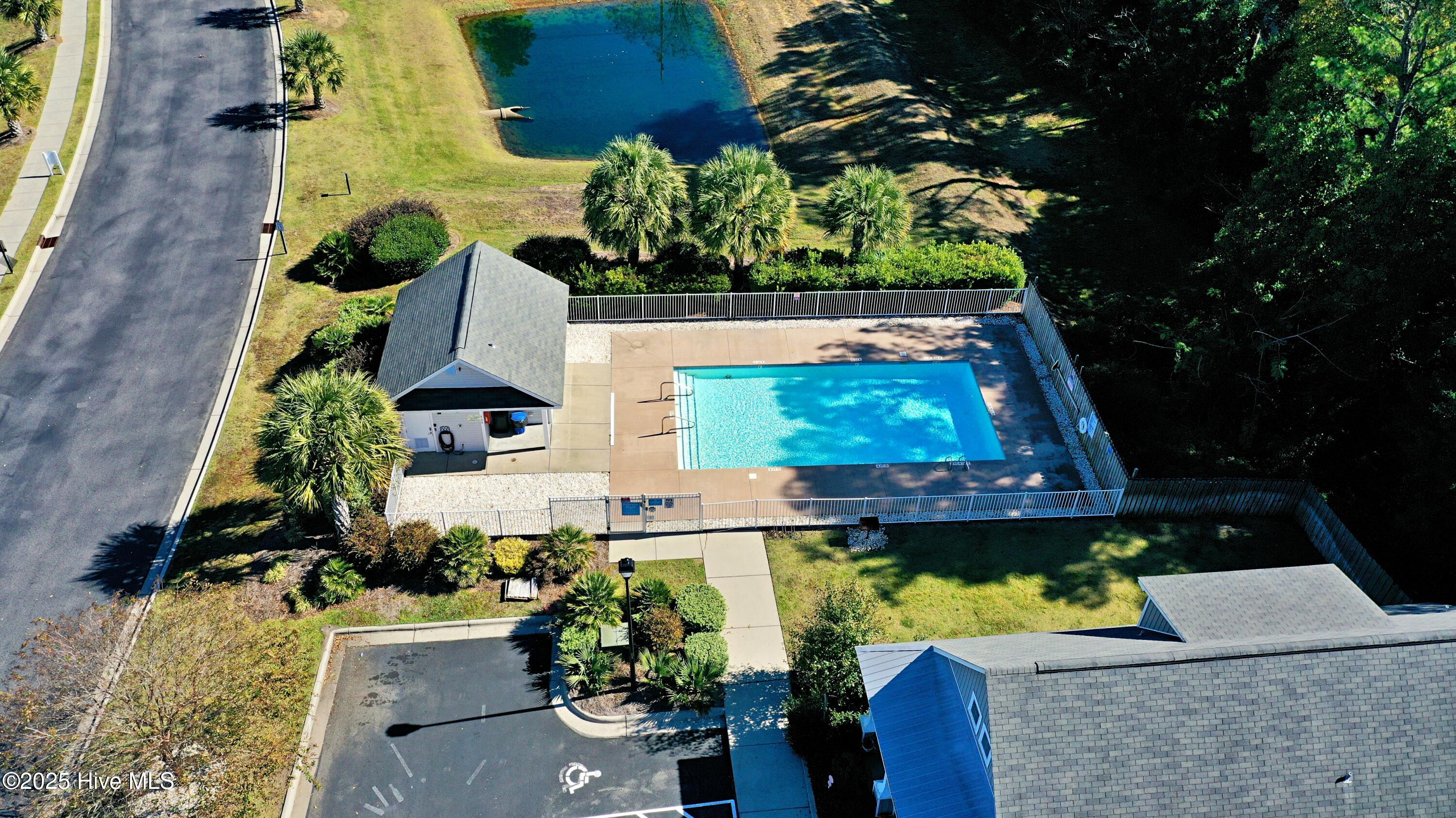 100539974 | Photo 19