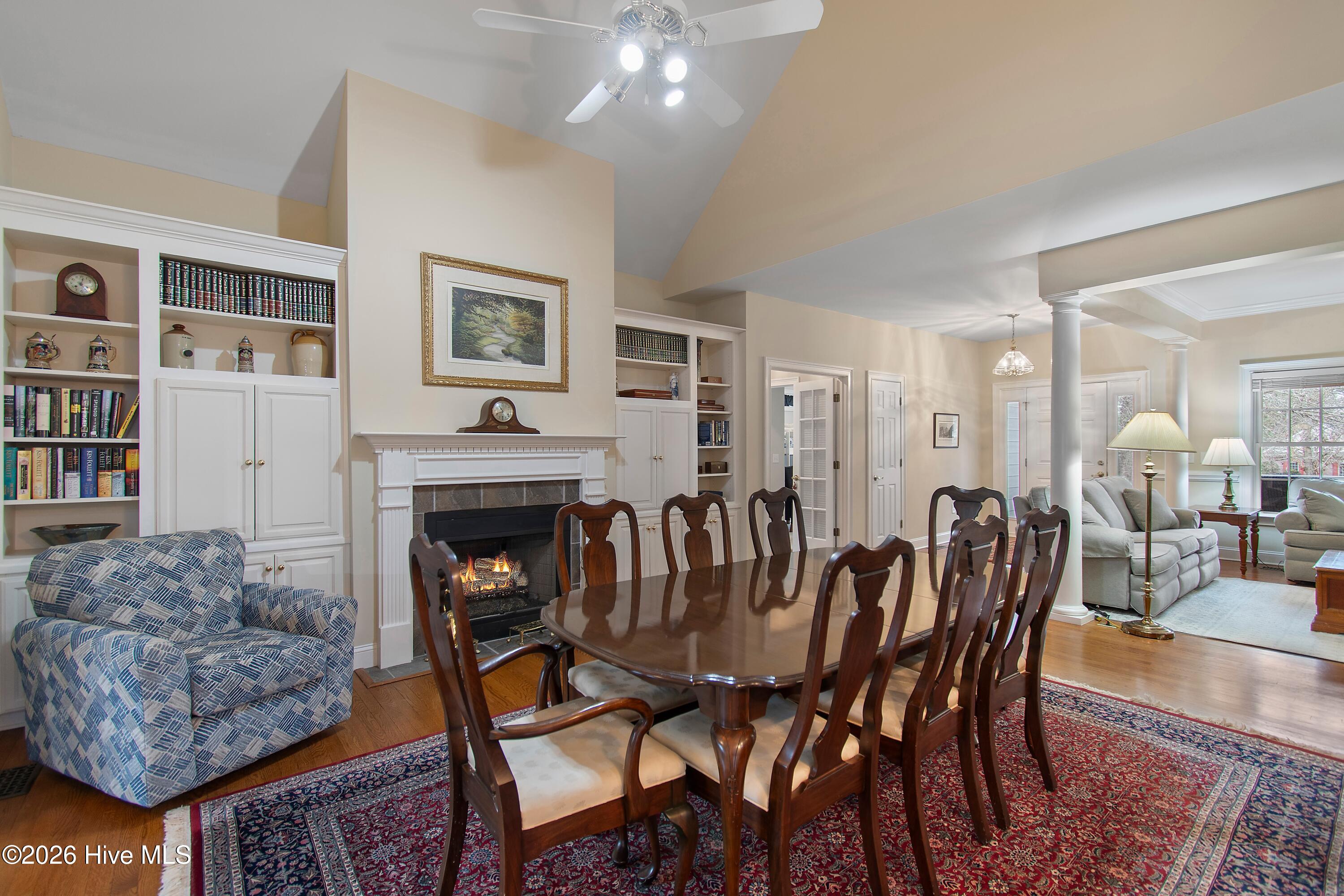 100557471 | Photo 18