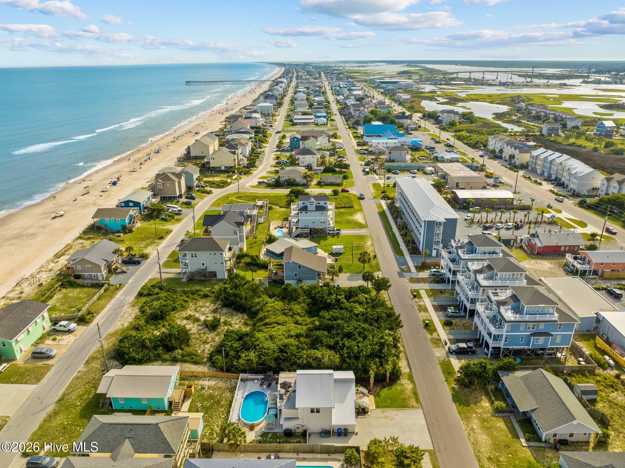 100560357 | Photo 84