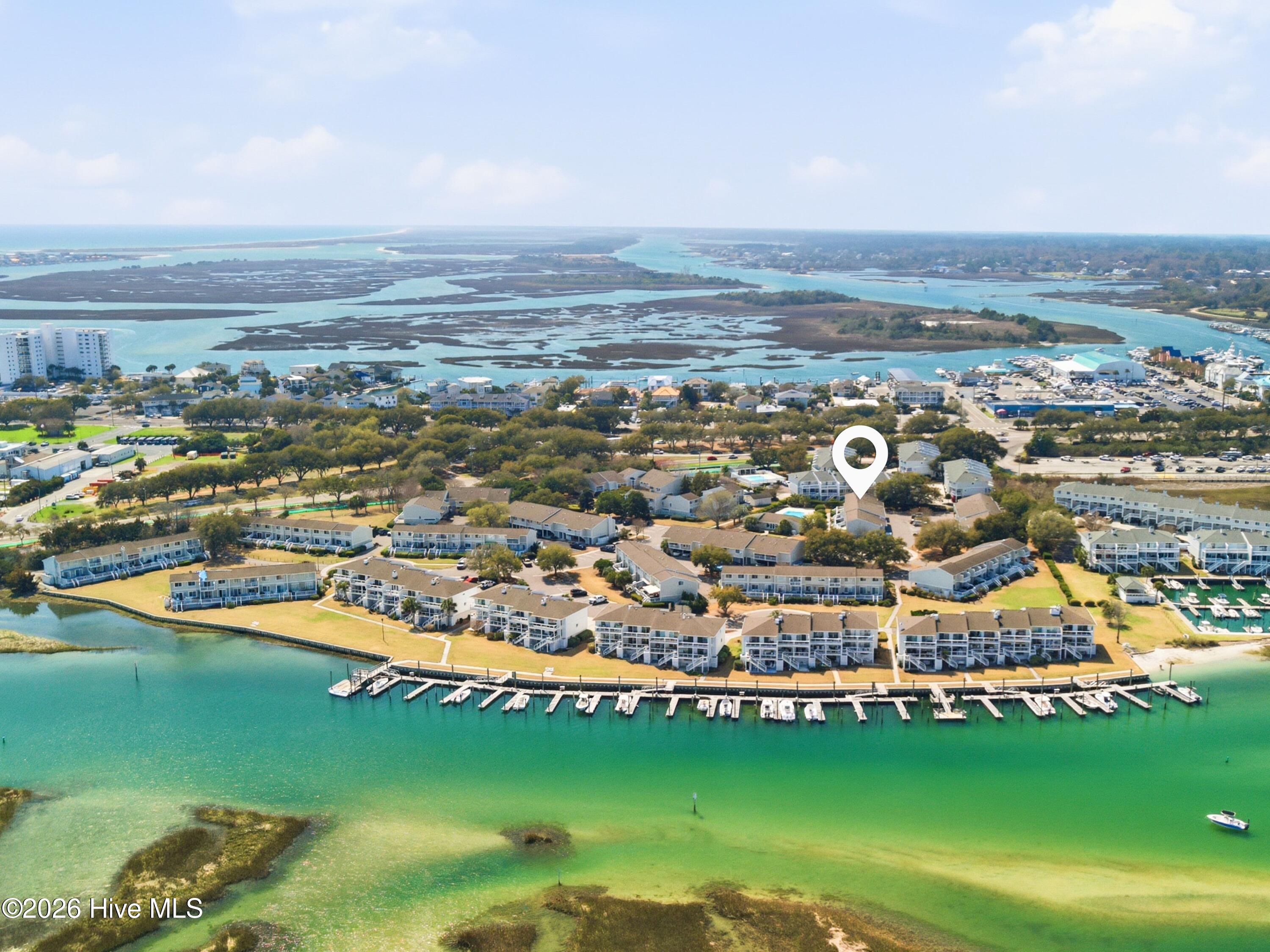 100559841 | Photo 42