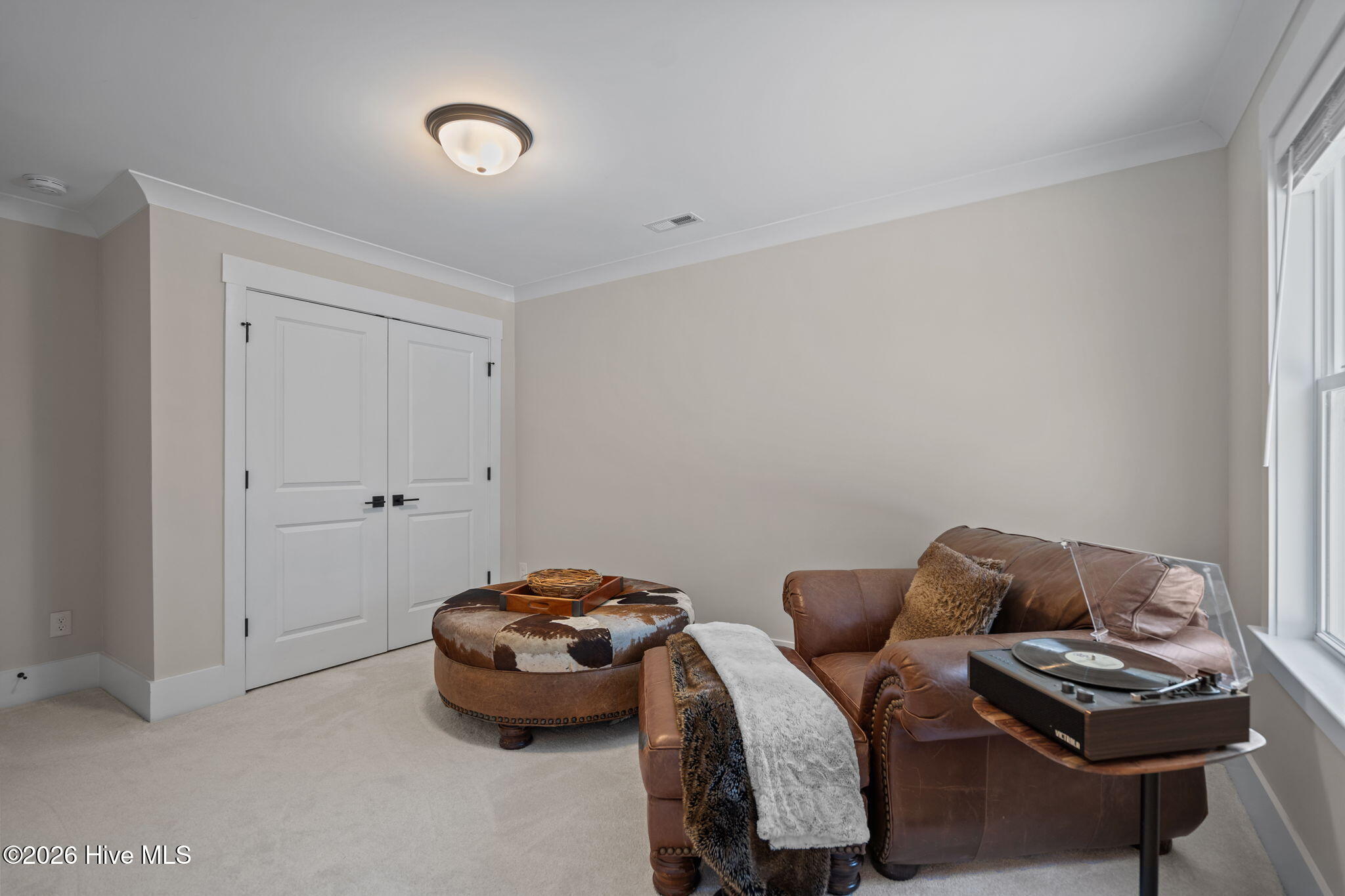 100555994 | Photo 24