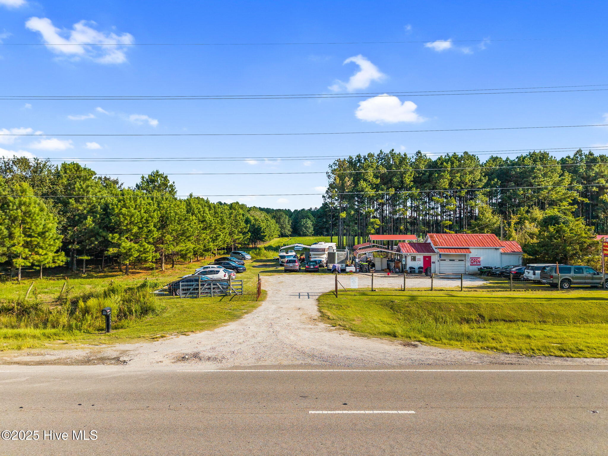 100528749 | Photo 13